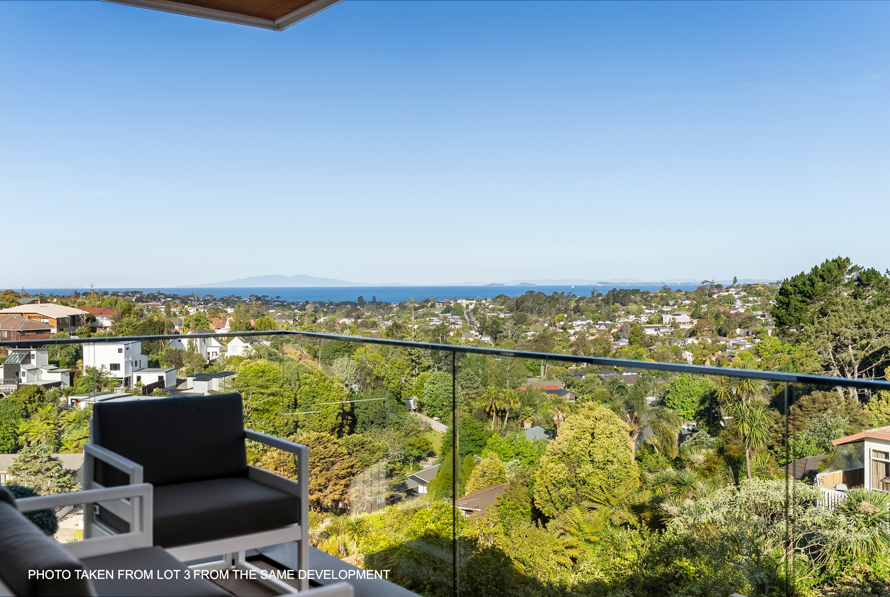 905A East Coast Road, Torbay, North Shore City