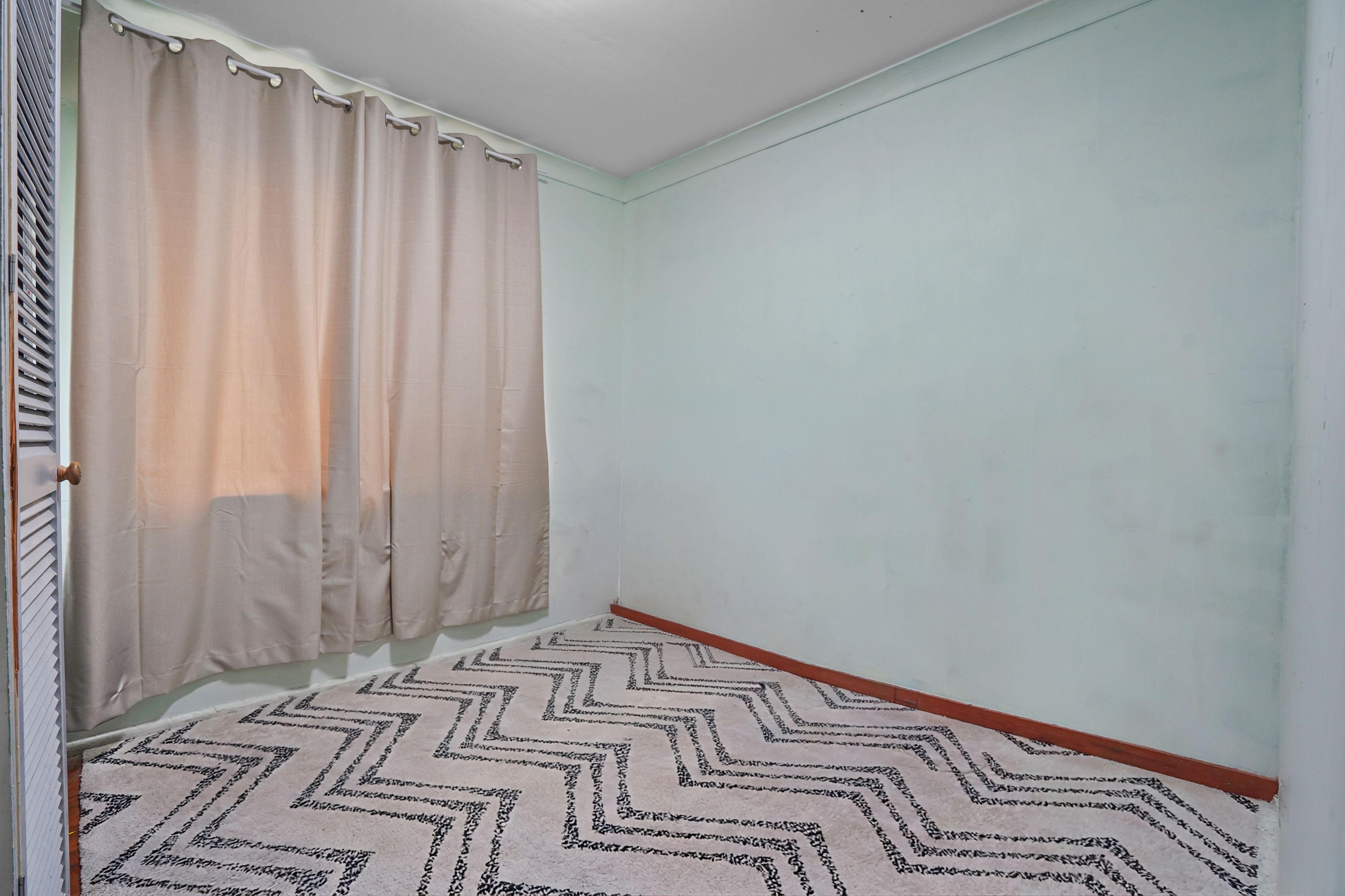 77 Ashton Street — photo 12 of 13