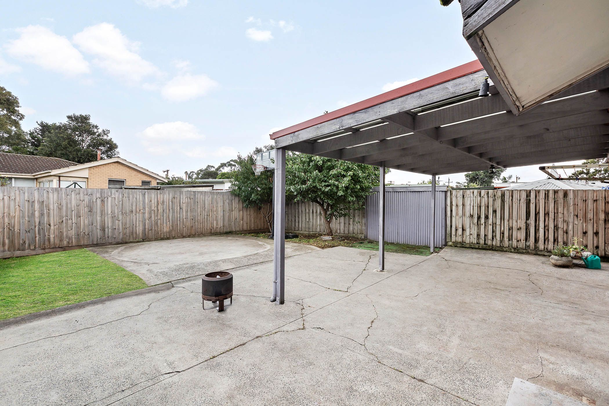 16 Bundy Court — photo 9 of 10