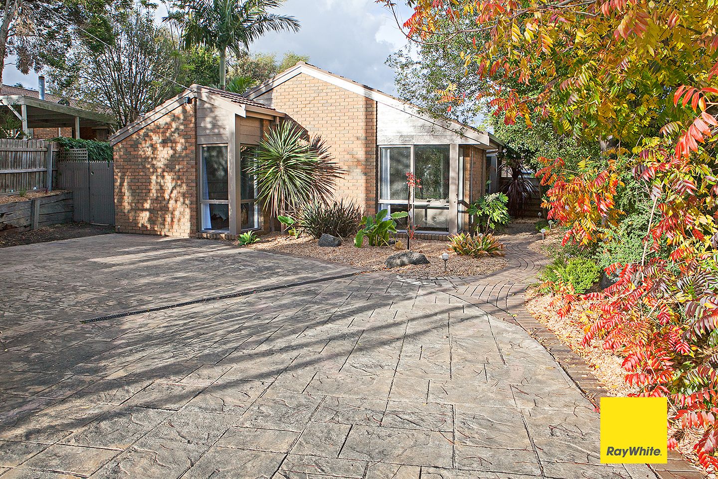 6 Danielle Court, Langwarrin VIC 3910