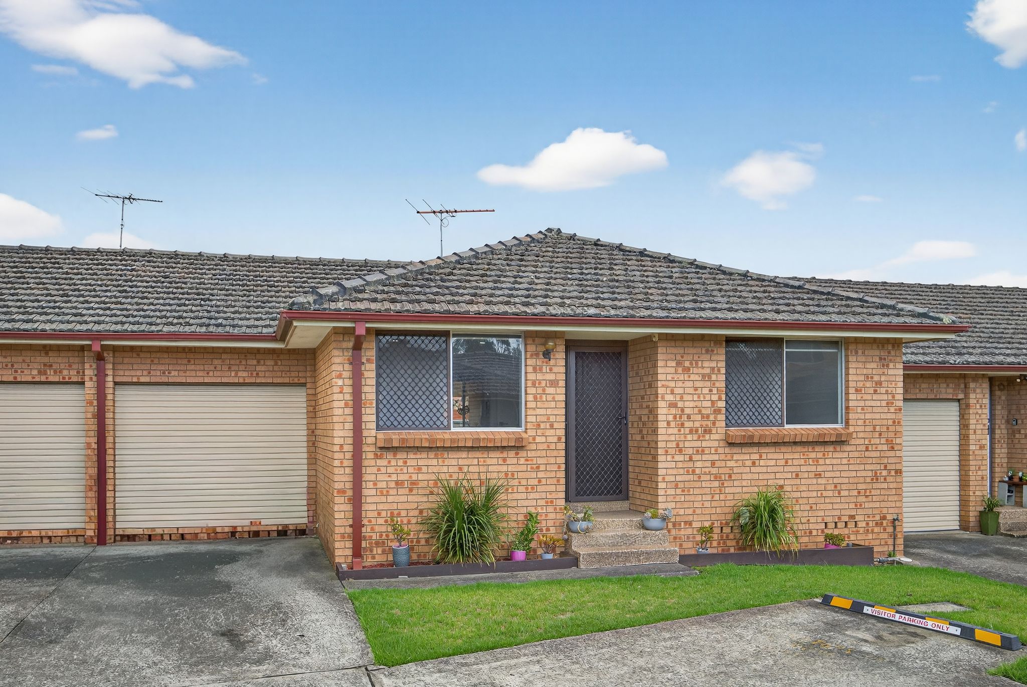 2/108 Oxford Road, Ingleburn, NSW 2565