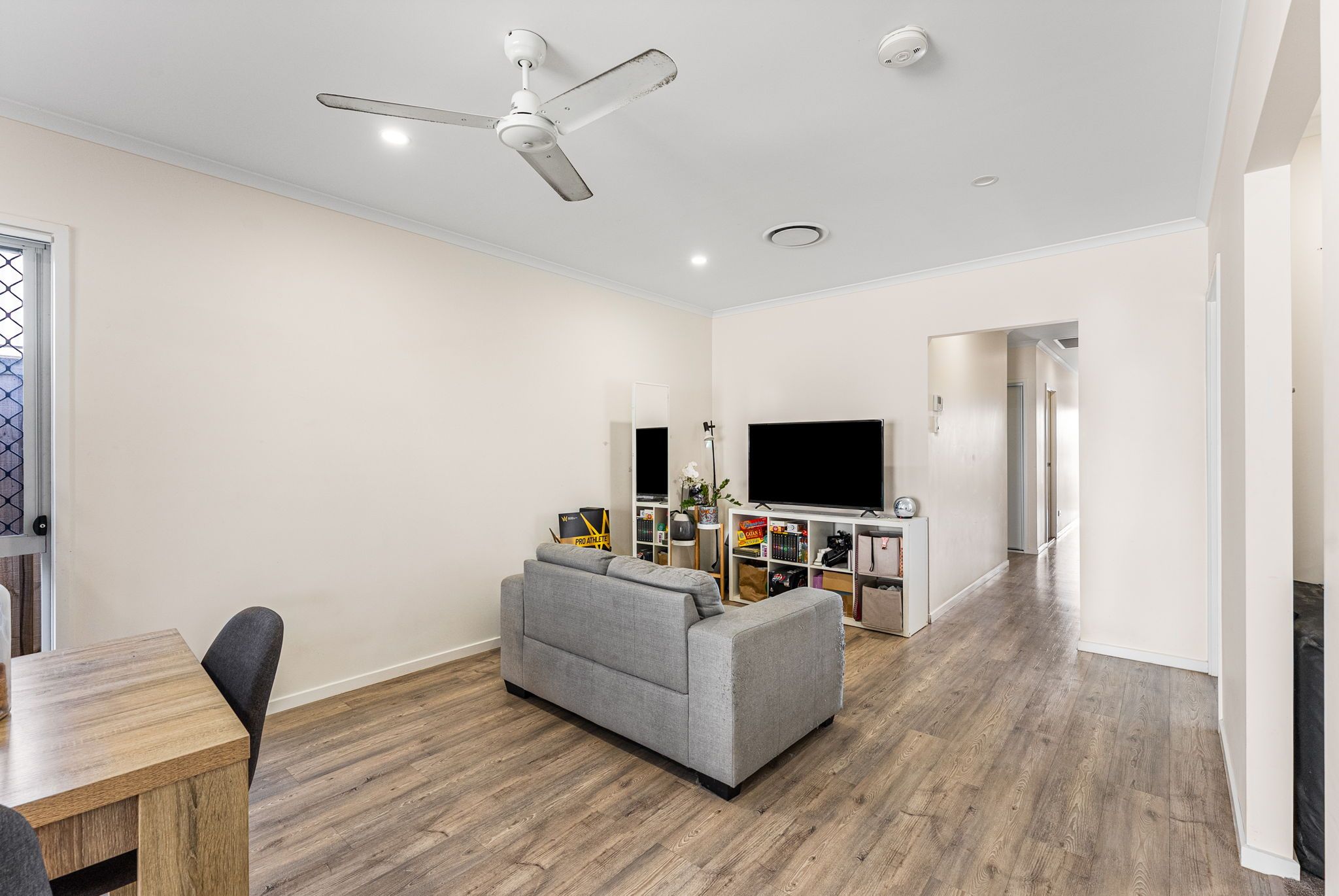 73 Kallatina Street — photo 4 of 19
