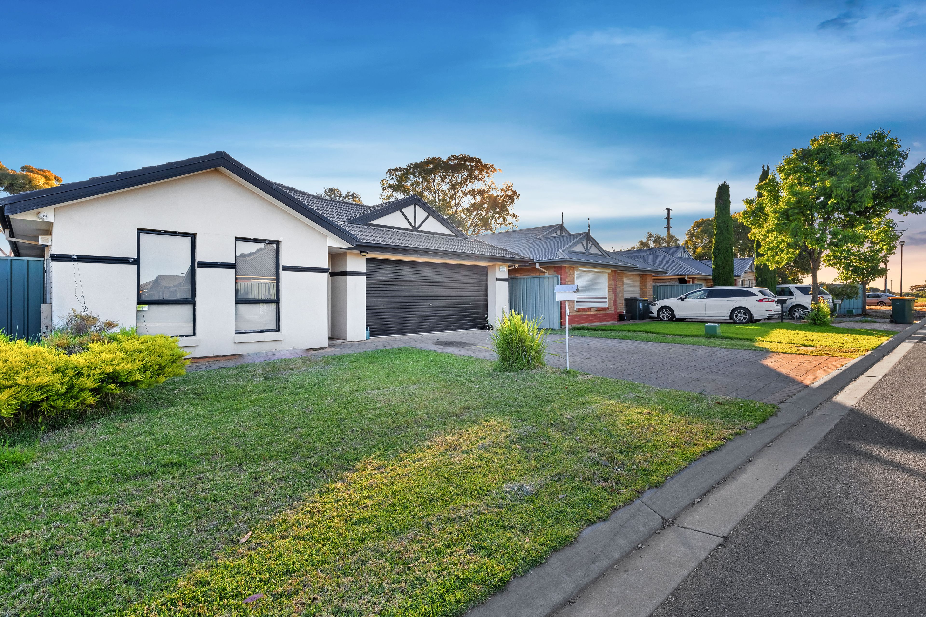 6 Orange Parade, Munno Para West, SA 5115