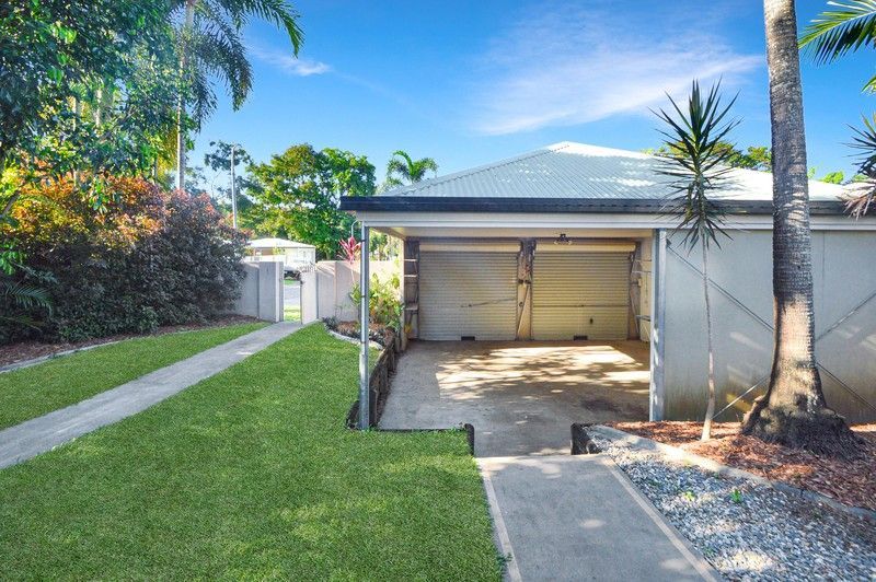 15 Saddle Mountain Road, Smithfield, QLD 4878