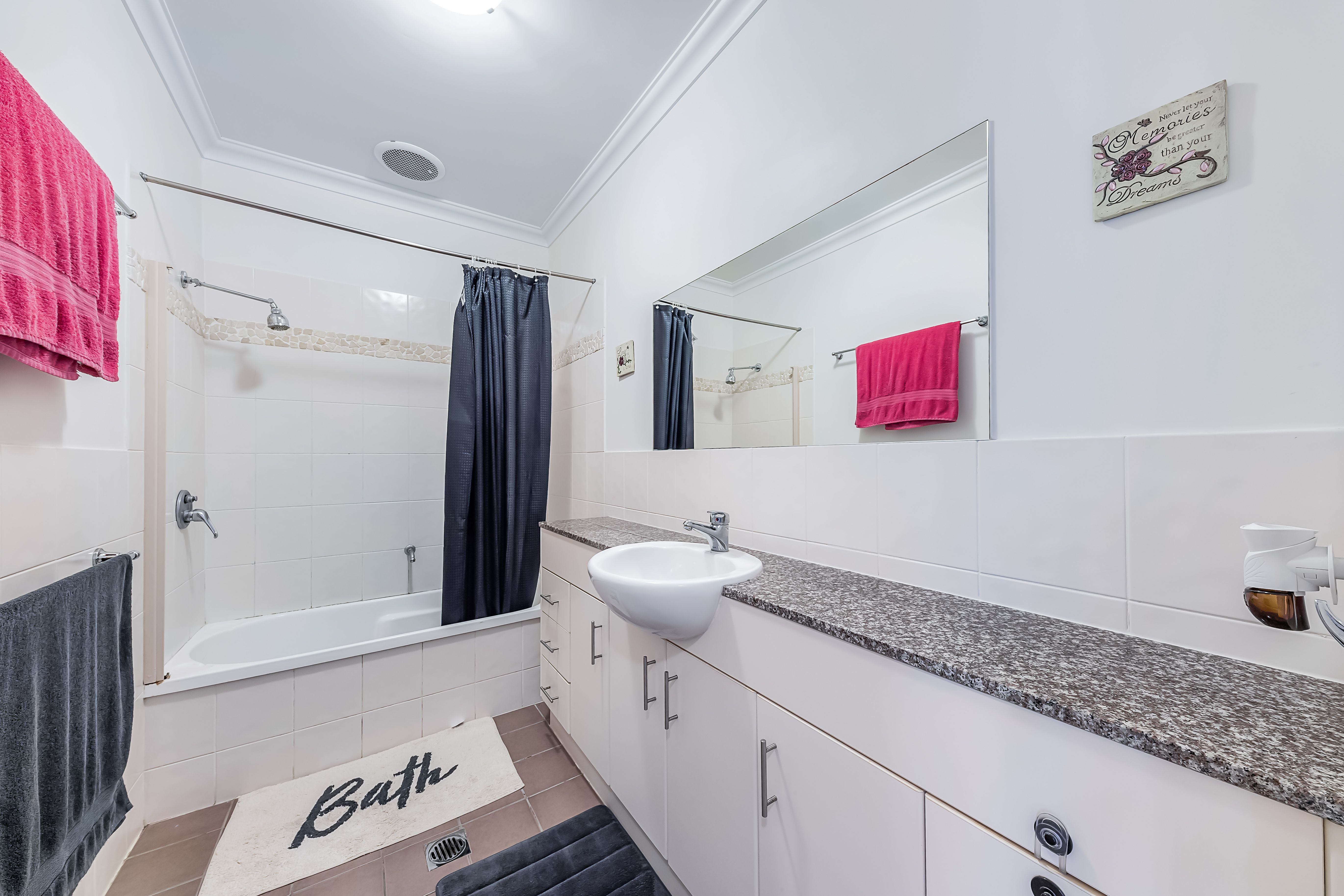 7/21 Shute Harbour Road — photo 9 of 16