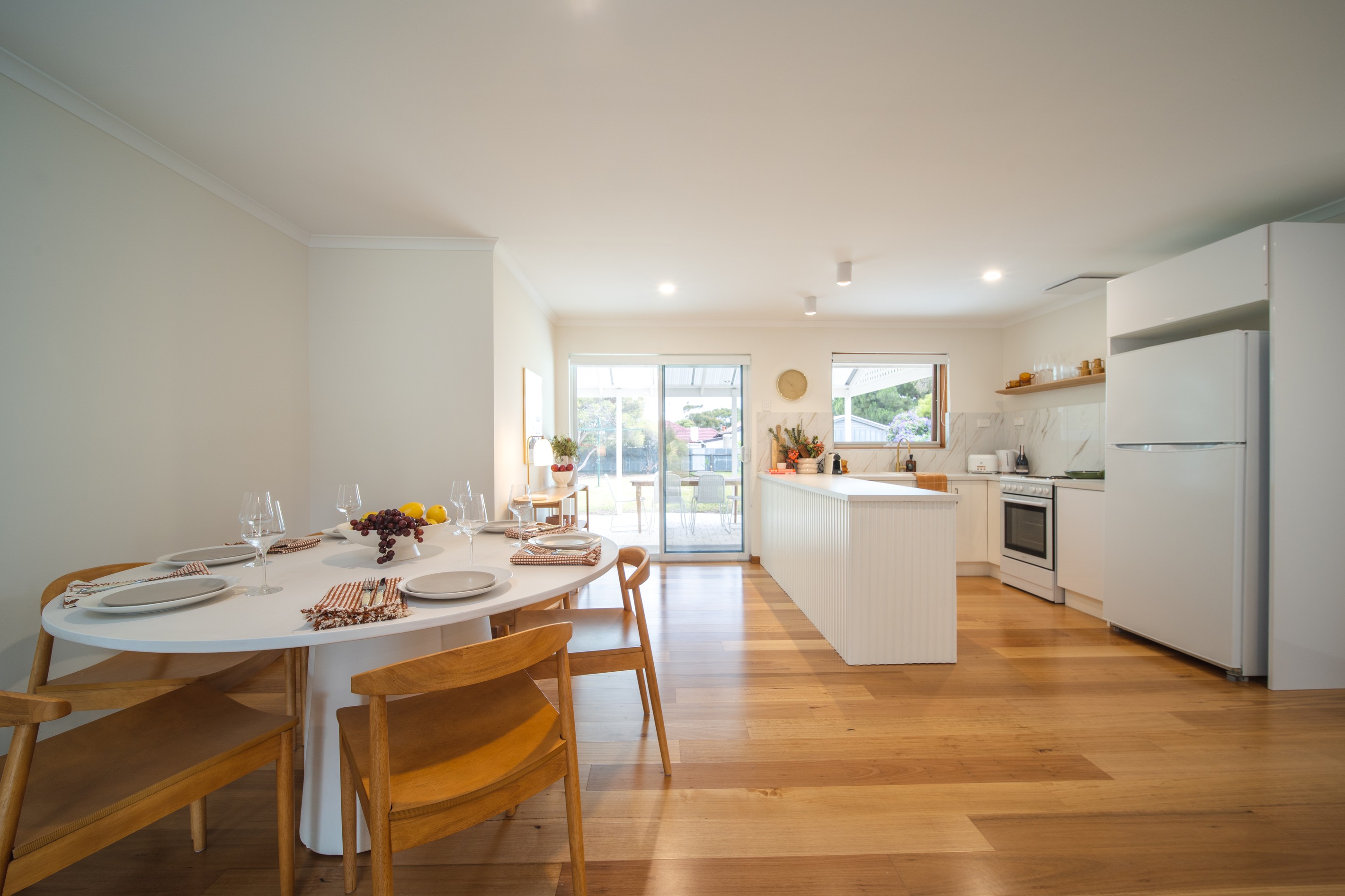 16 Pine Avenue, Victor Harbor, SA 5211