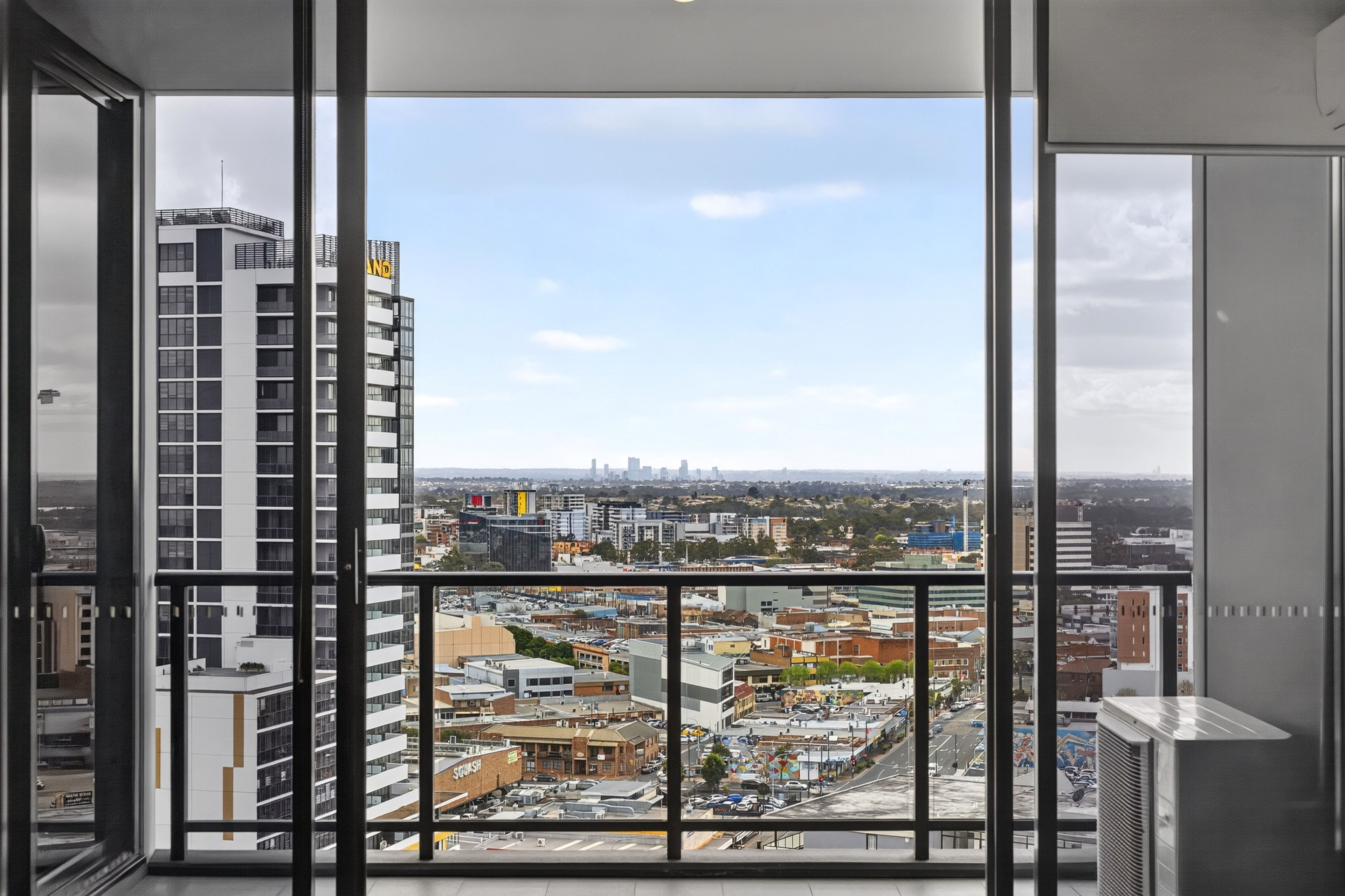 Unit 1806/420 Macquarie Street — photo 20 of 29