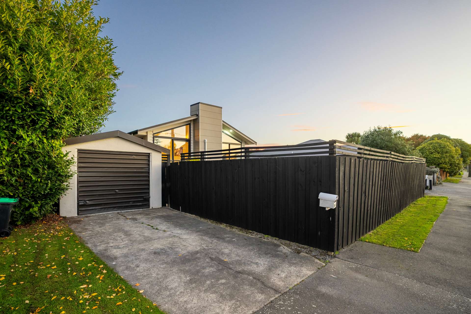 28 & 28 A Tavender Street photo 18
