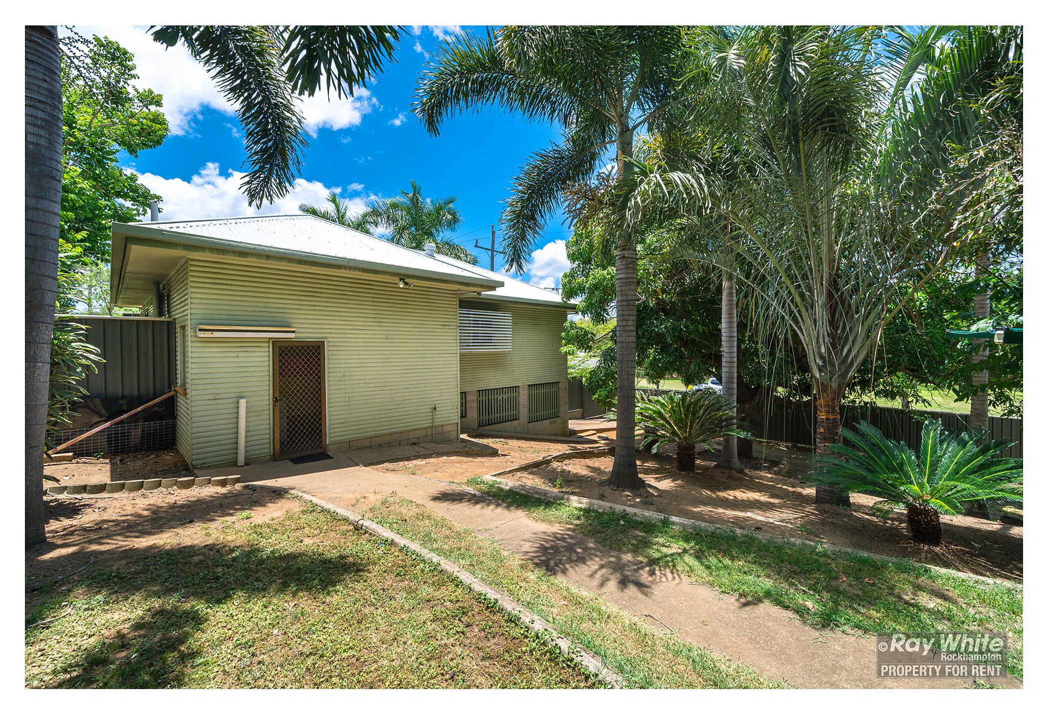 1 Alexandra Street, Park Avenue, QLD 4701