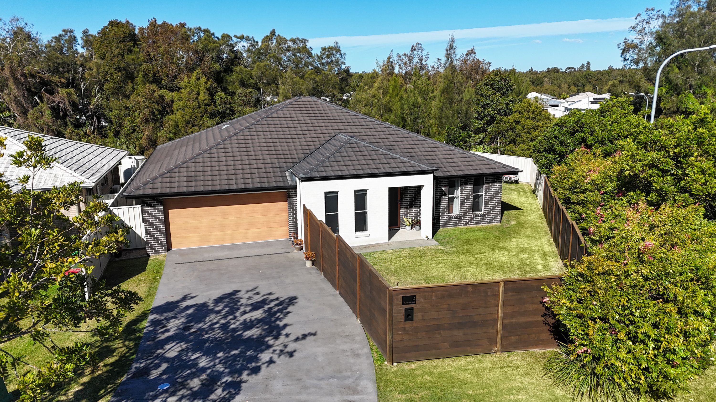 2 Sunshine Circuit, Emerald Beach, NSW 2456