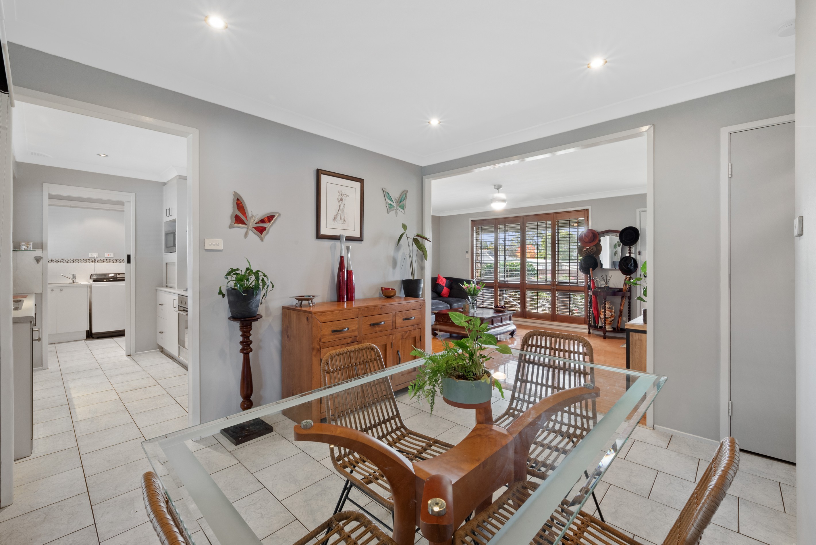 2 Clover Place, Macquarie Fields, NSW 2564