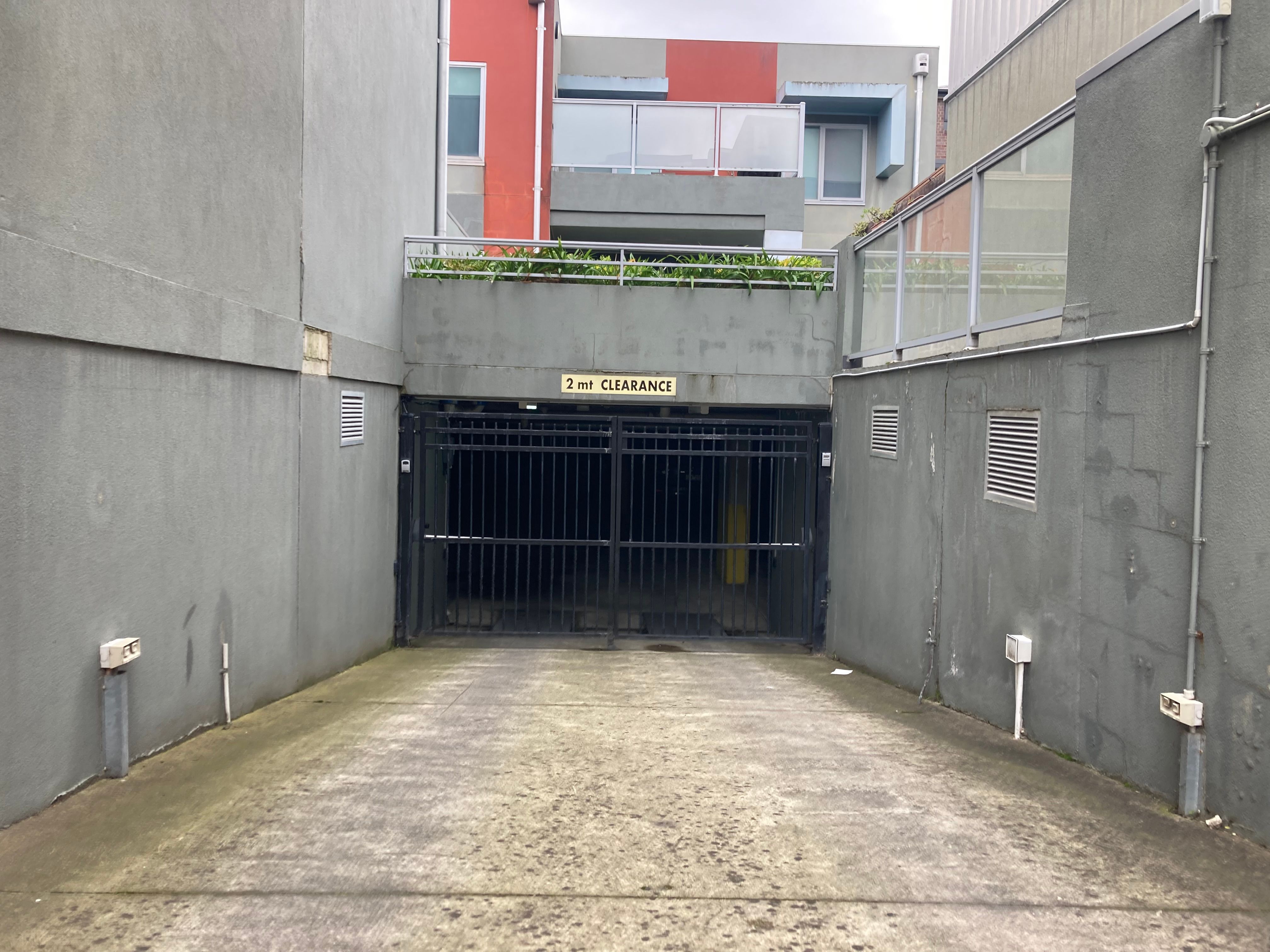 2/4A Duggan Street — photo 11 of 12