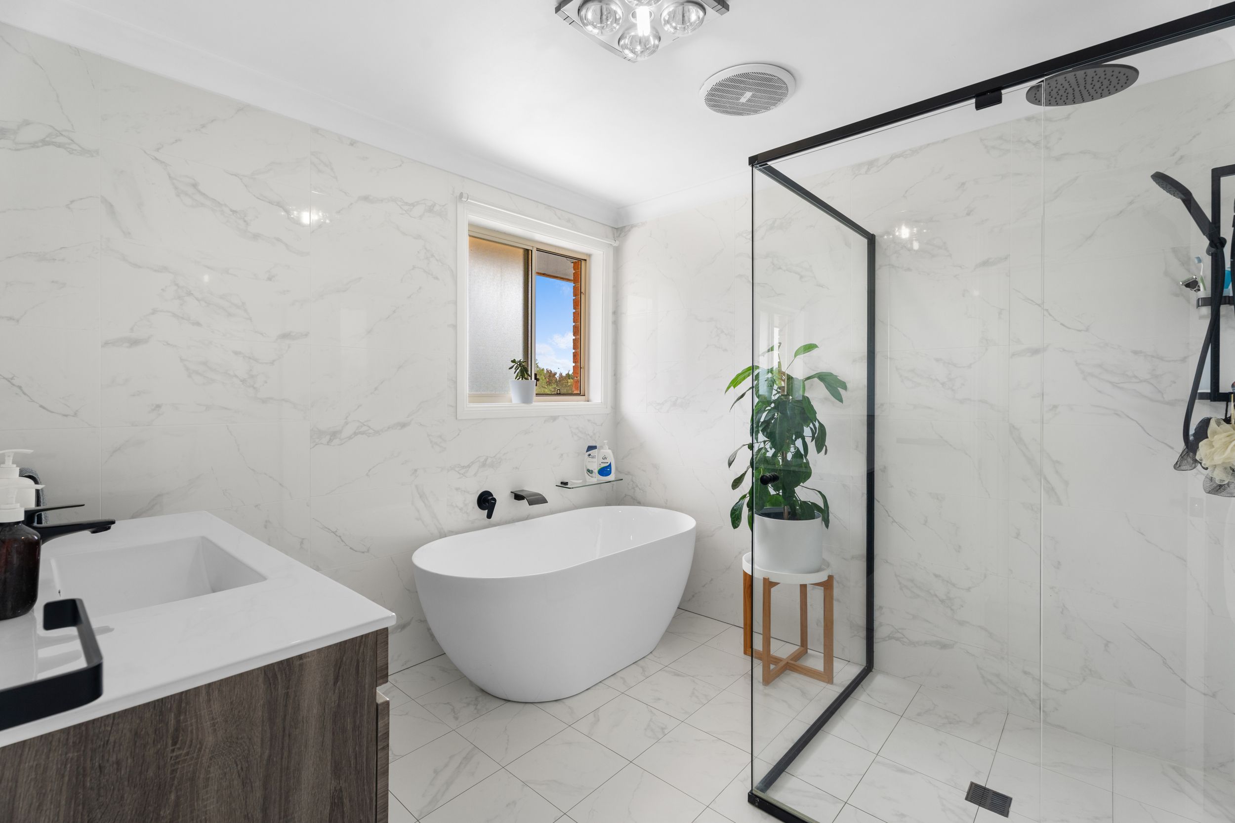 22 Womra Crescent, Glenmore Park, NSW