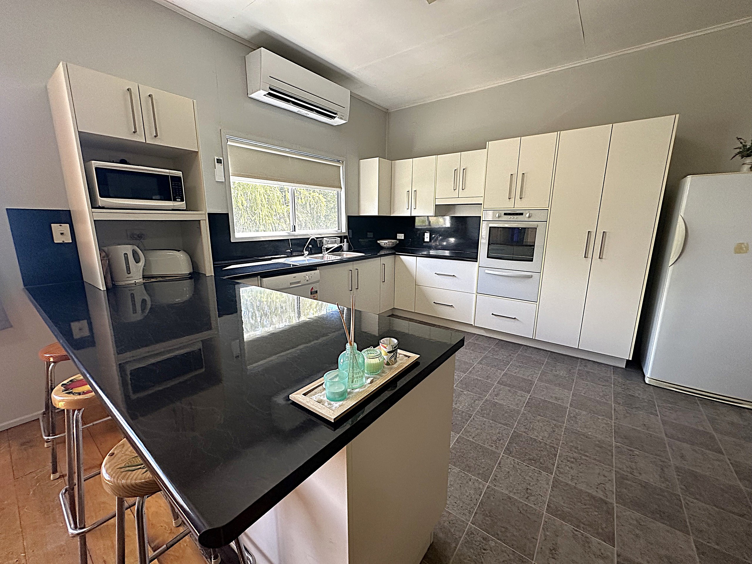 39 Galah Street, Longreach, QLD 4730