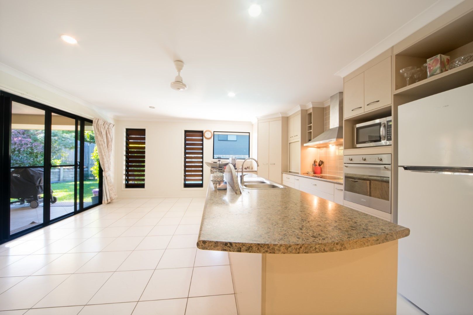 15 Jonquill Court, Cannonvale, QLD 4802