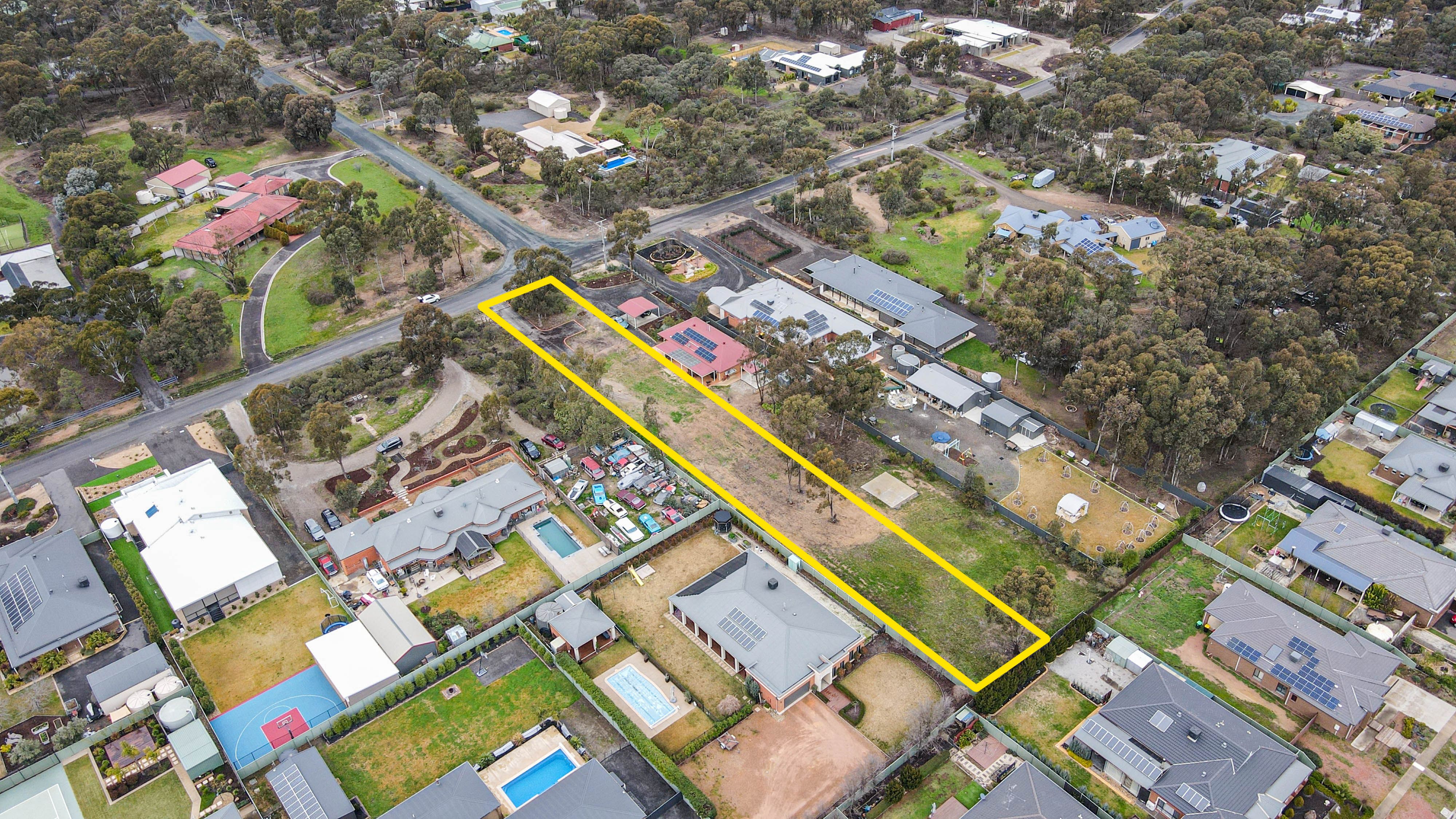 8A Braeside Drive, Junortoun, VIC 3551
