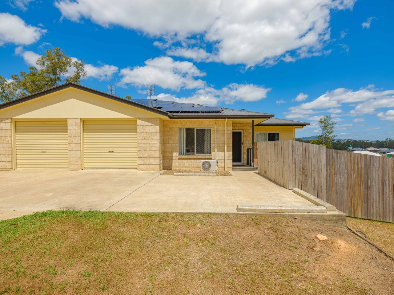 2/29 Kimberley Avenue, Southside, QLD 4570