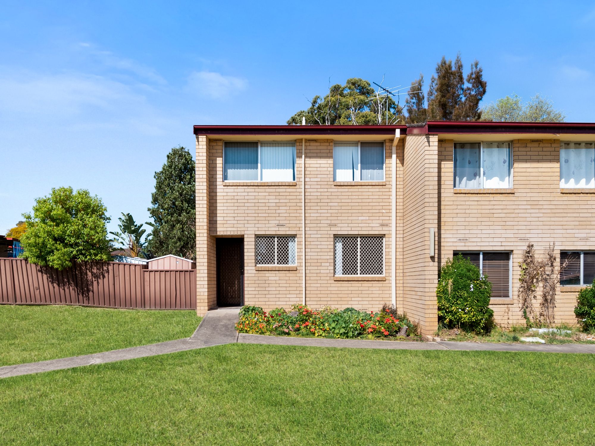 24 Atchison Road, Macquarie Fields NSW 2564