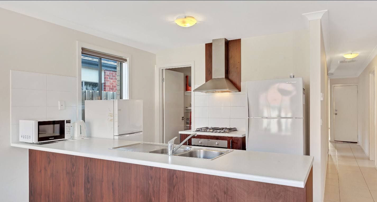10 Canary Close, Truganina, VIC 3029