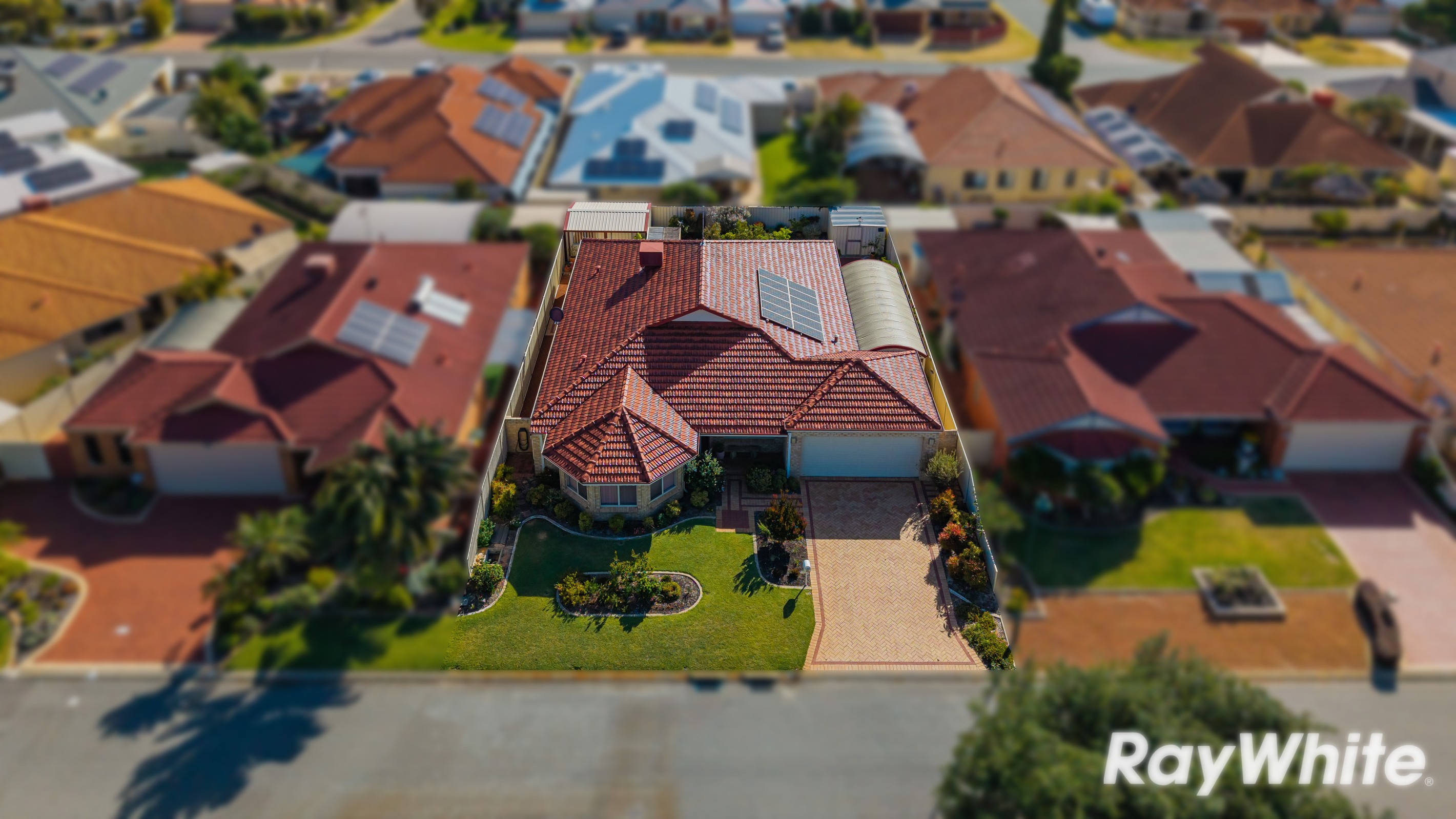 22 Brouwer Trail, Dudley Park, WA 6210