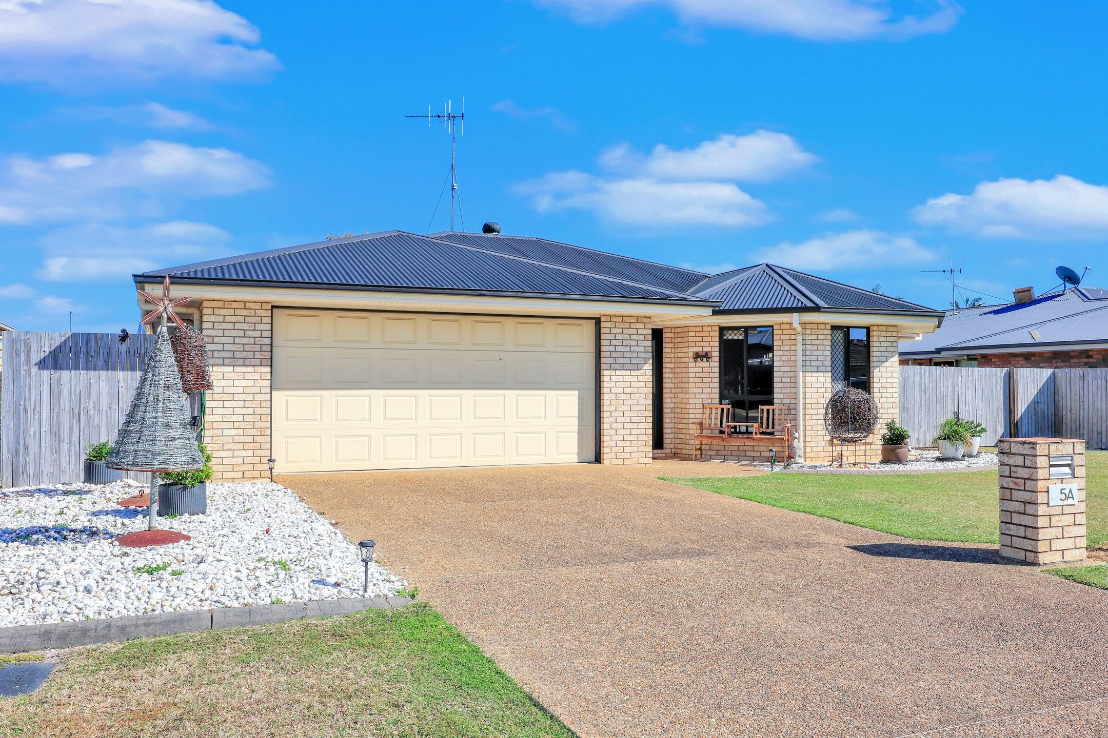 5A Pinnacle Court, Avoca, QLD 4670