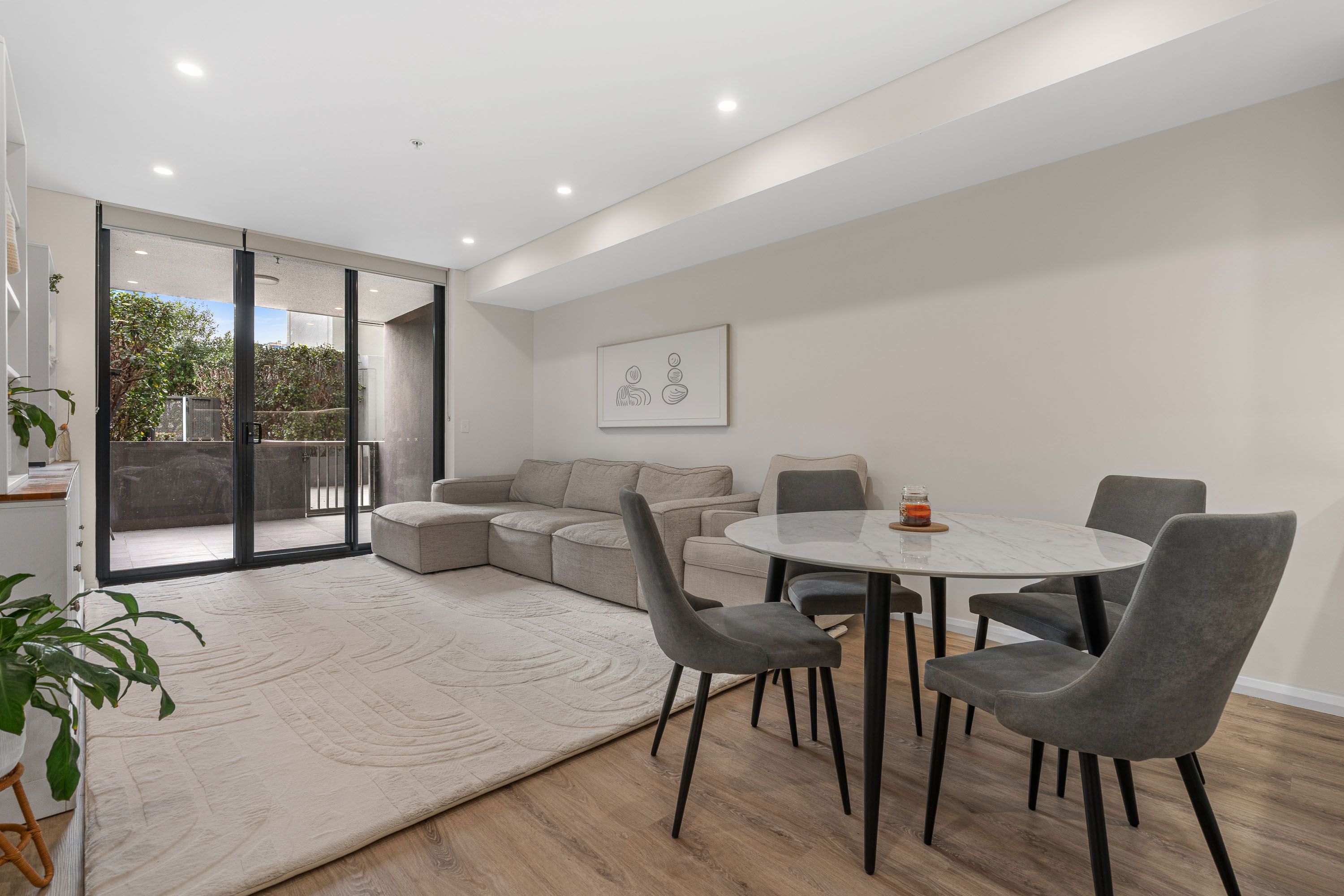 G02/12 Woniora Road — photo from Ray White Hurstville