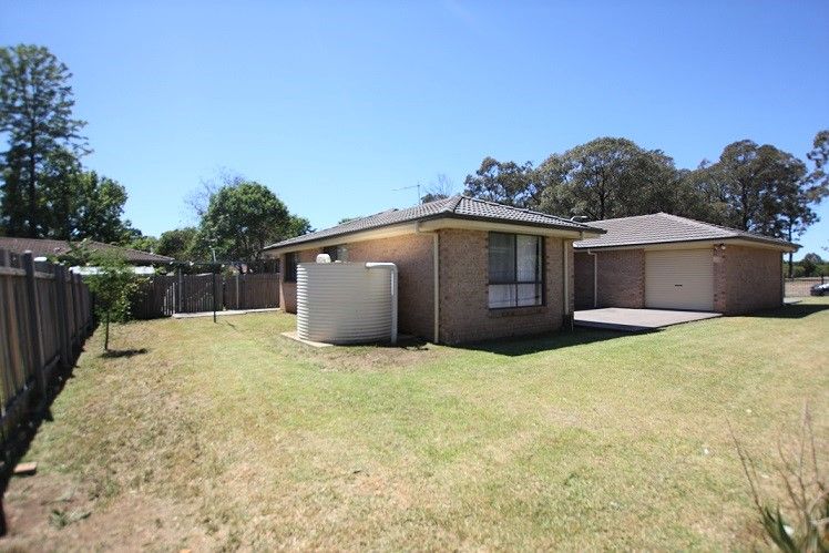34 Rosewood Crescent, Macquarie Fields, NSW 2564