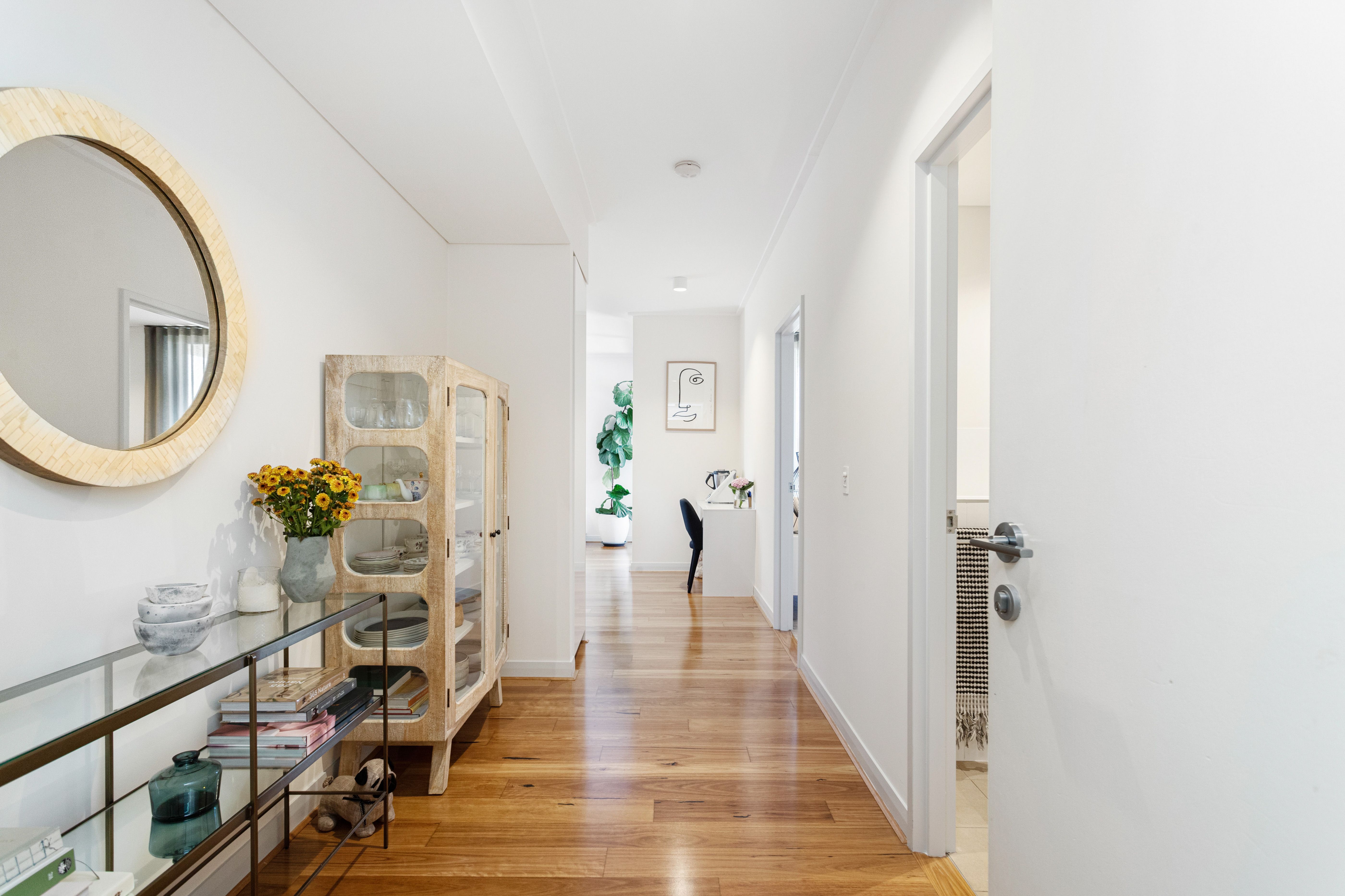 9/1 Freshwater Parade, Claremont, WA 6010