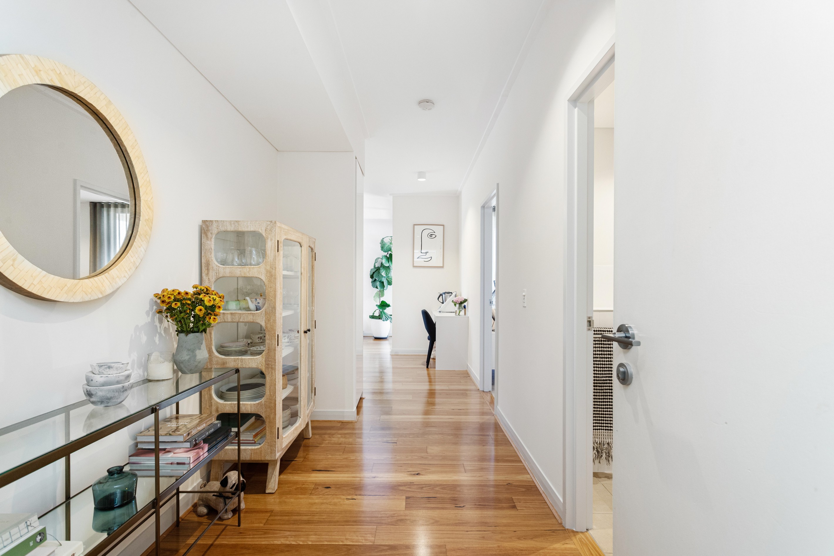 9/1 Freshwater Parade, Claremont, WA 6010