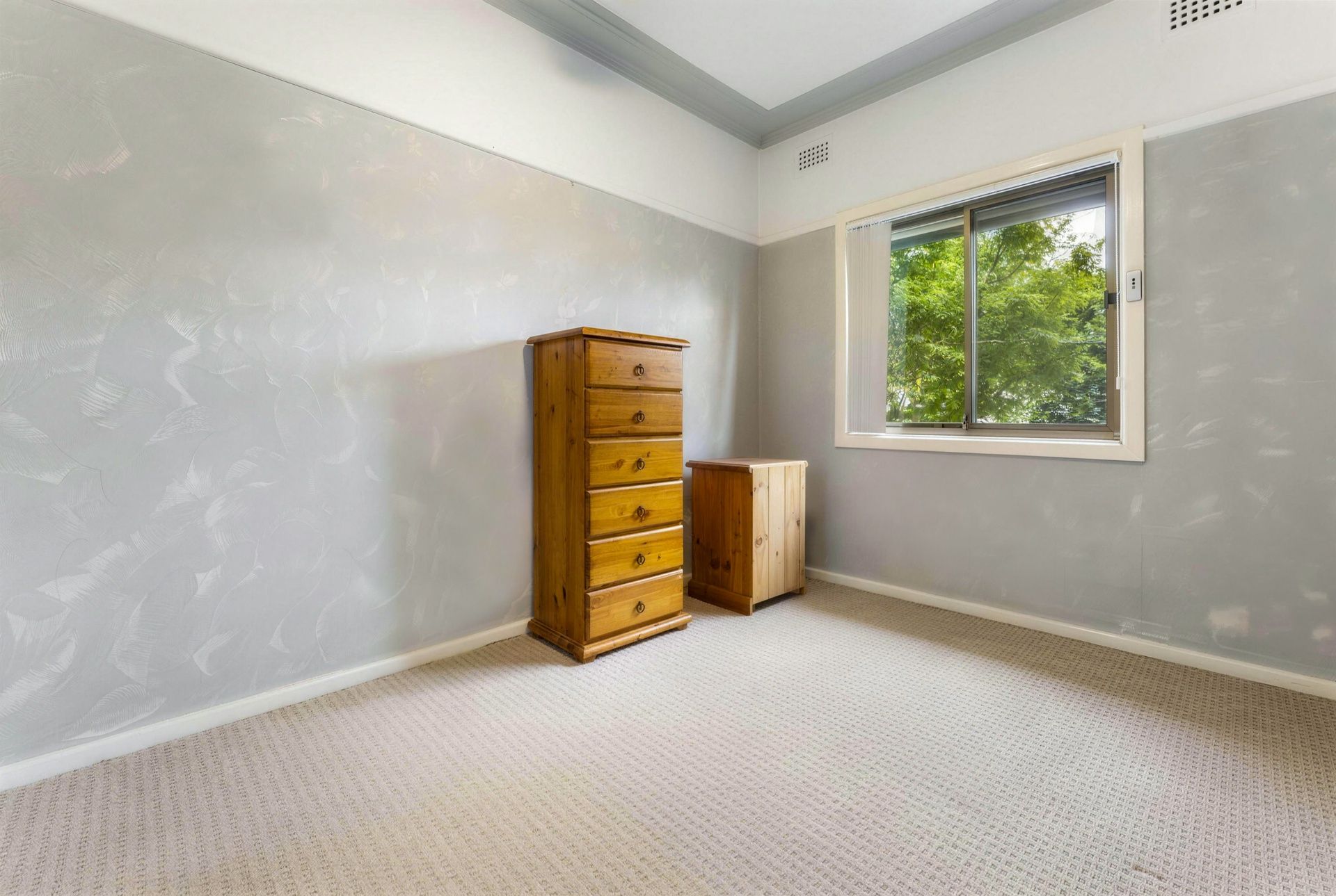 13 Glenview Street — photo 11 of 17