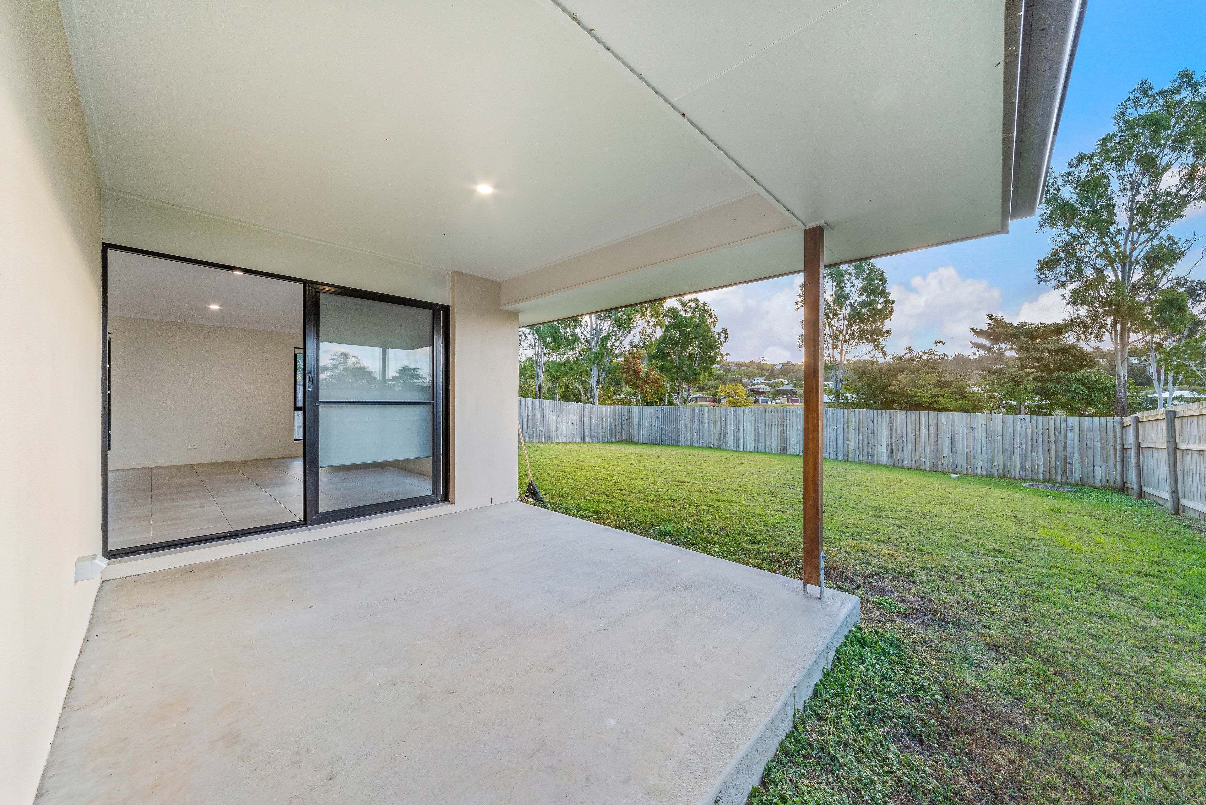 47 Trader Crescent, Cannonvale, QLD 4802