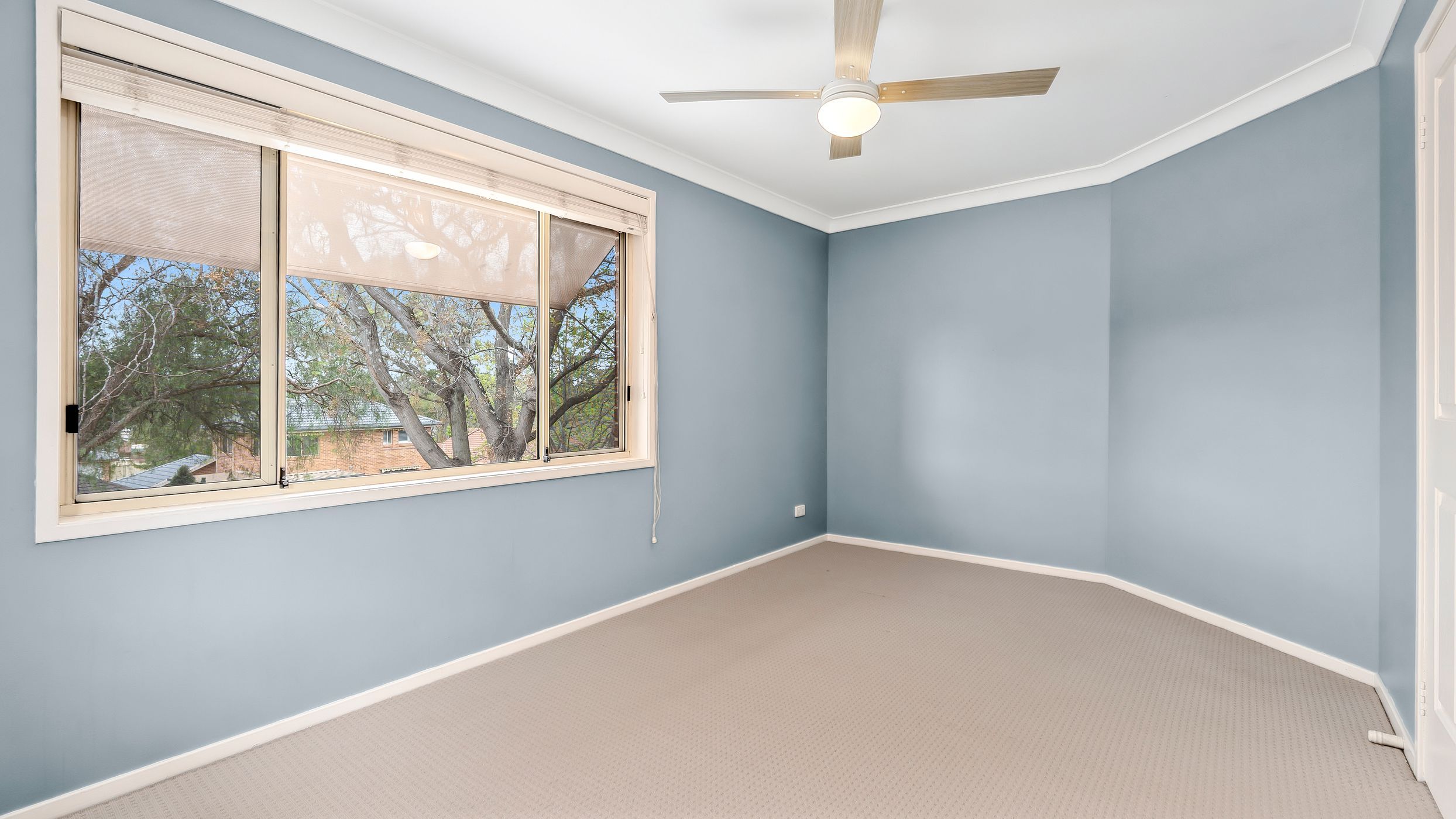 56 Arthur Phillip Drive — photo 11 of 12