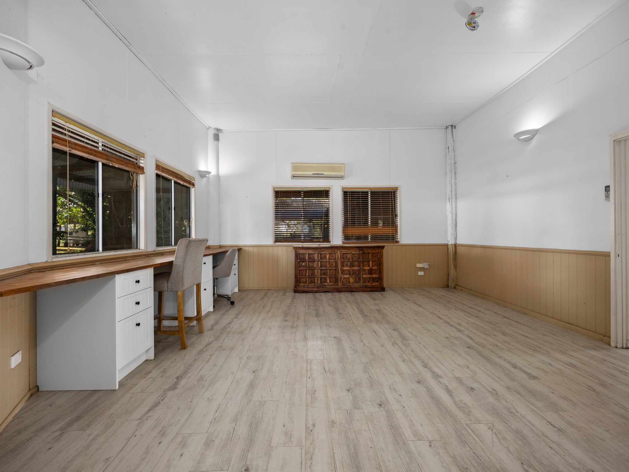 156 Cambridge Drive — photo 18 of 28