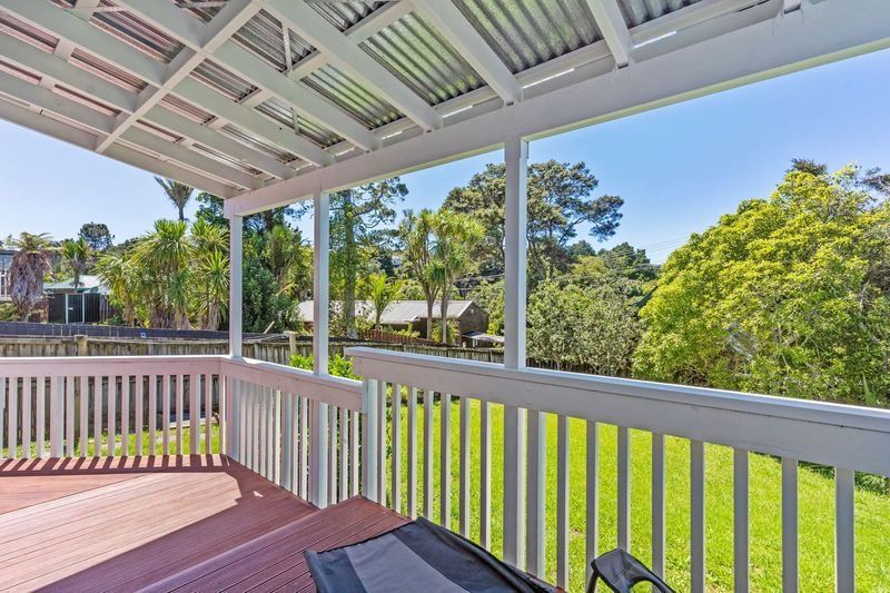 22 Hiwihau Place, Glenfield, North Shore City