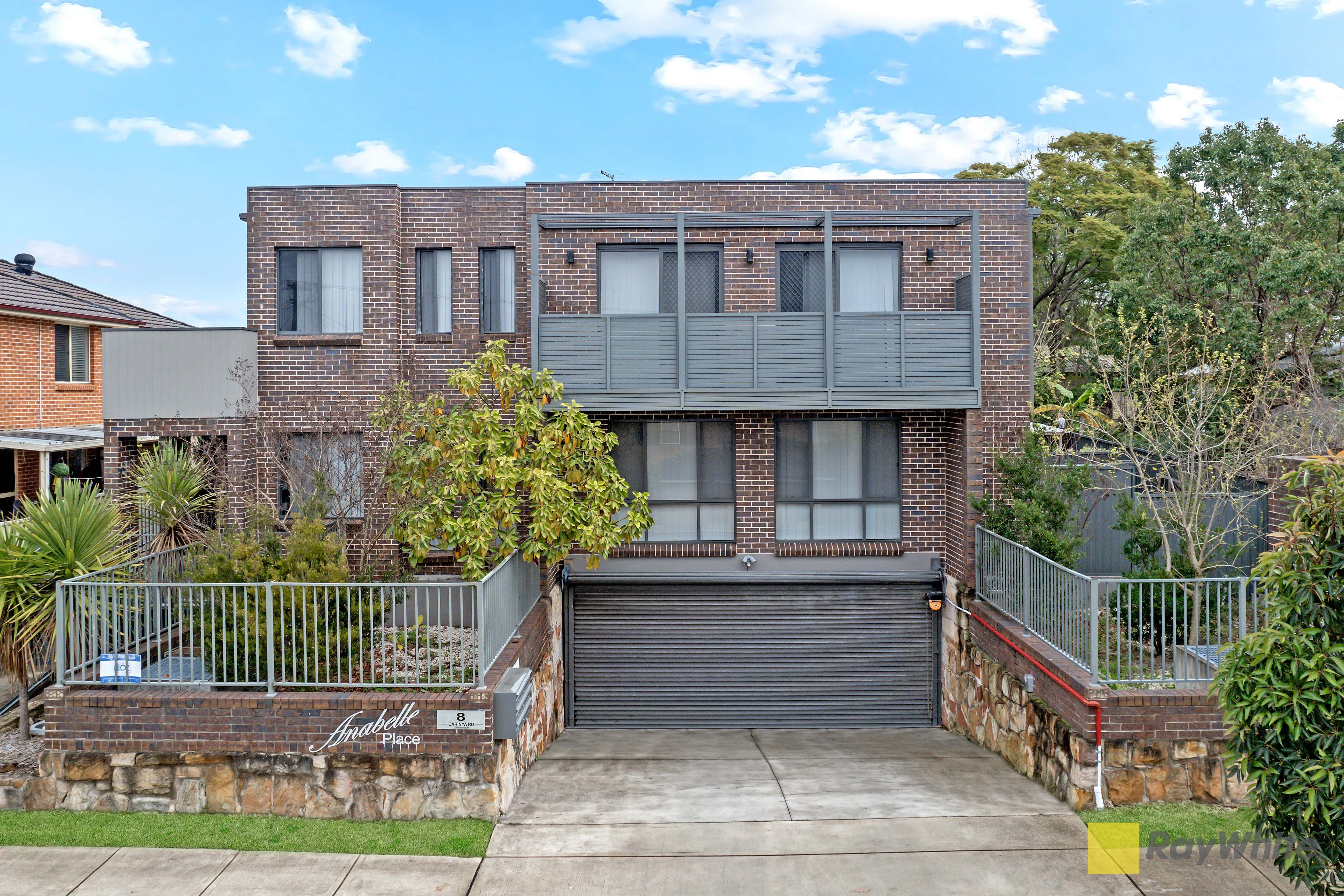 8 Carinya Road, Girraween NSW 2145