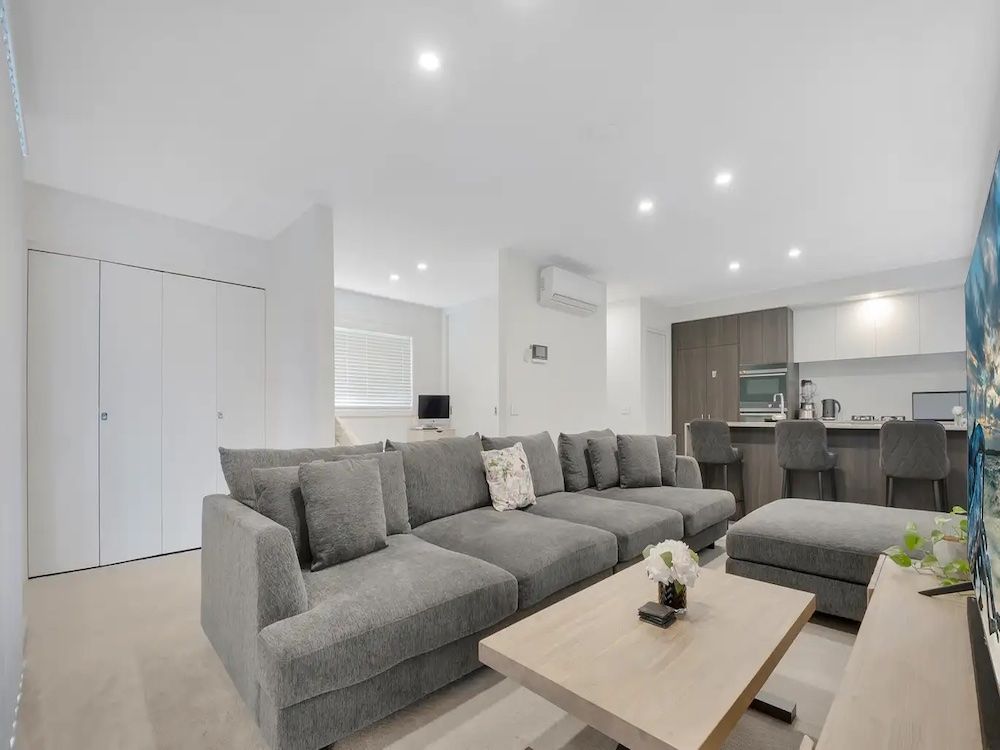 33 Ravensworth Lane, GLEDSWOOD HILLS, NSW 2557