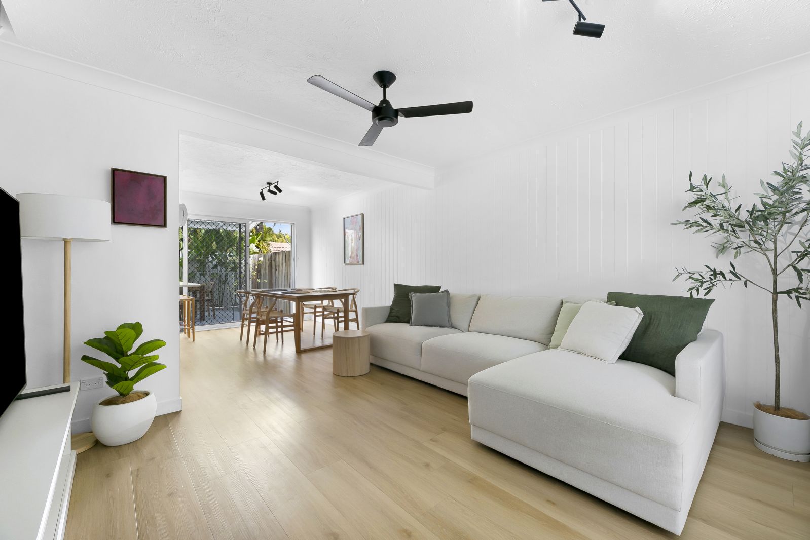 105/2-10 Coolgardie Street, Elanora, QLD 4221