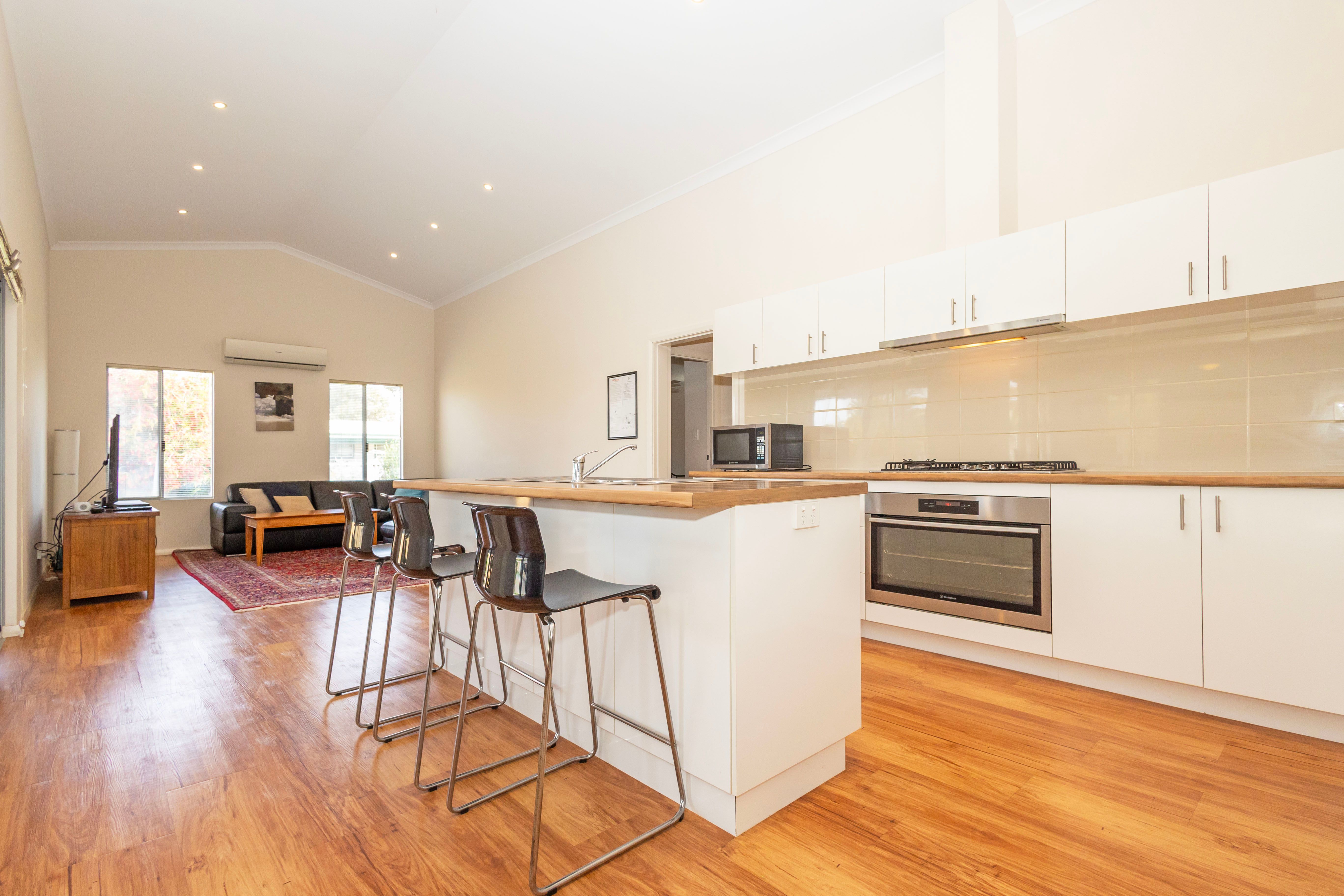 17 Westlake Way — photo 4 of 26