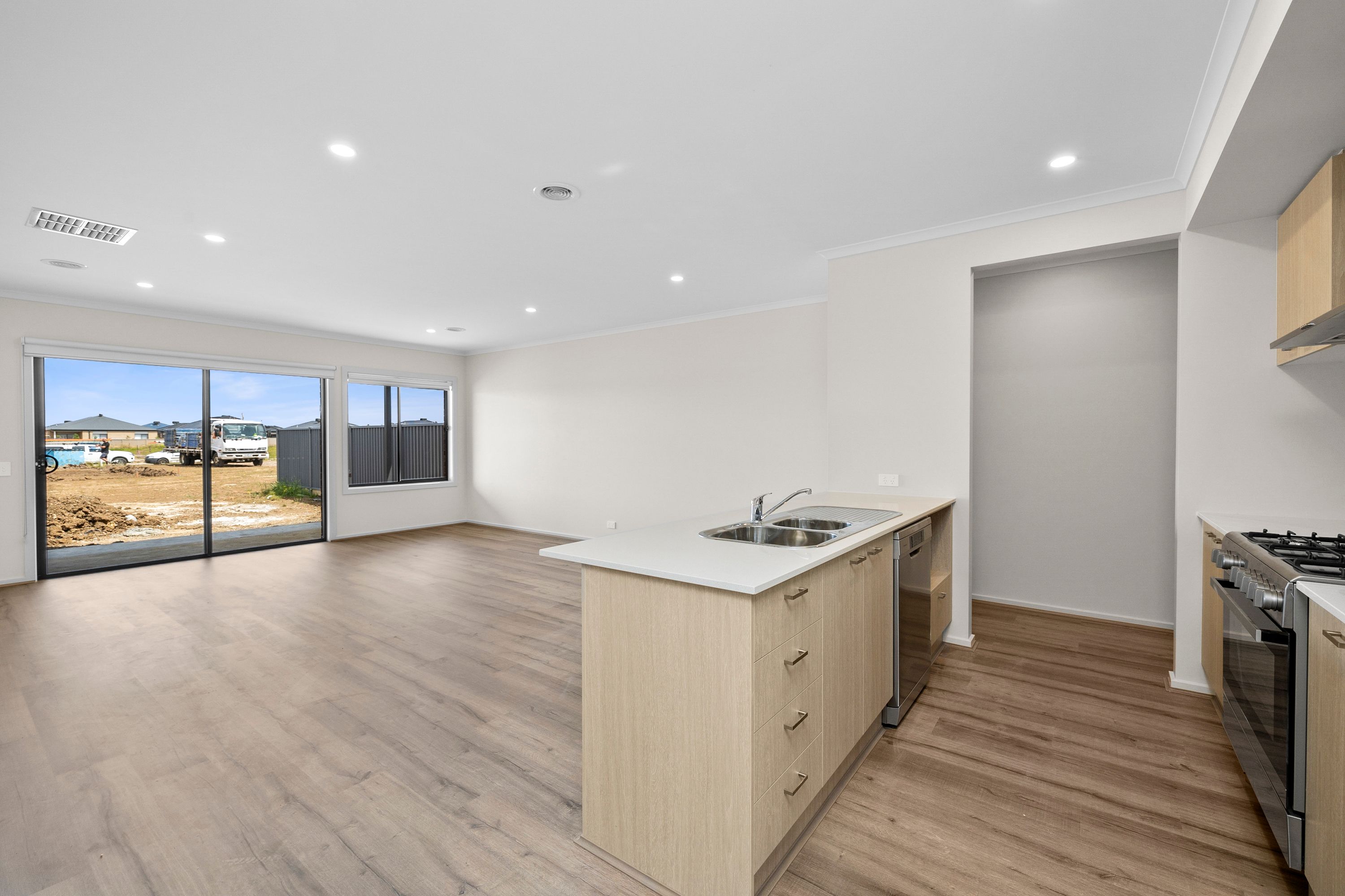 27 Beldi Street, Alfredton, VIC 3350