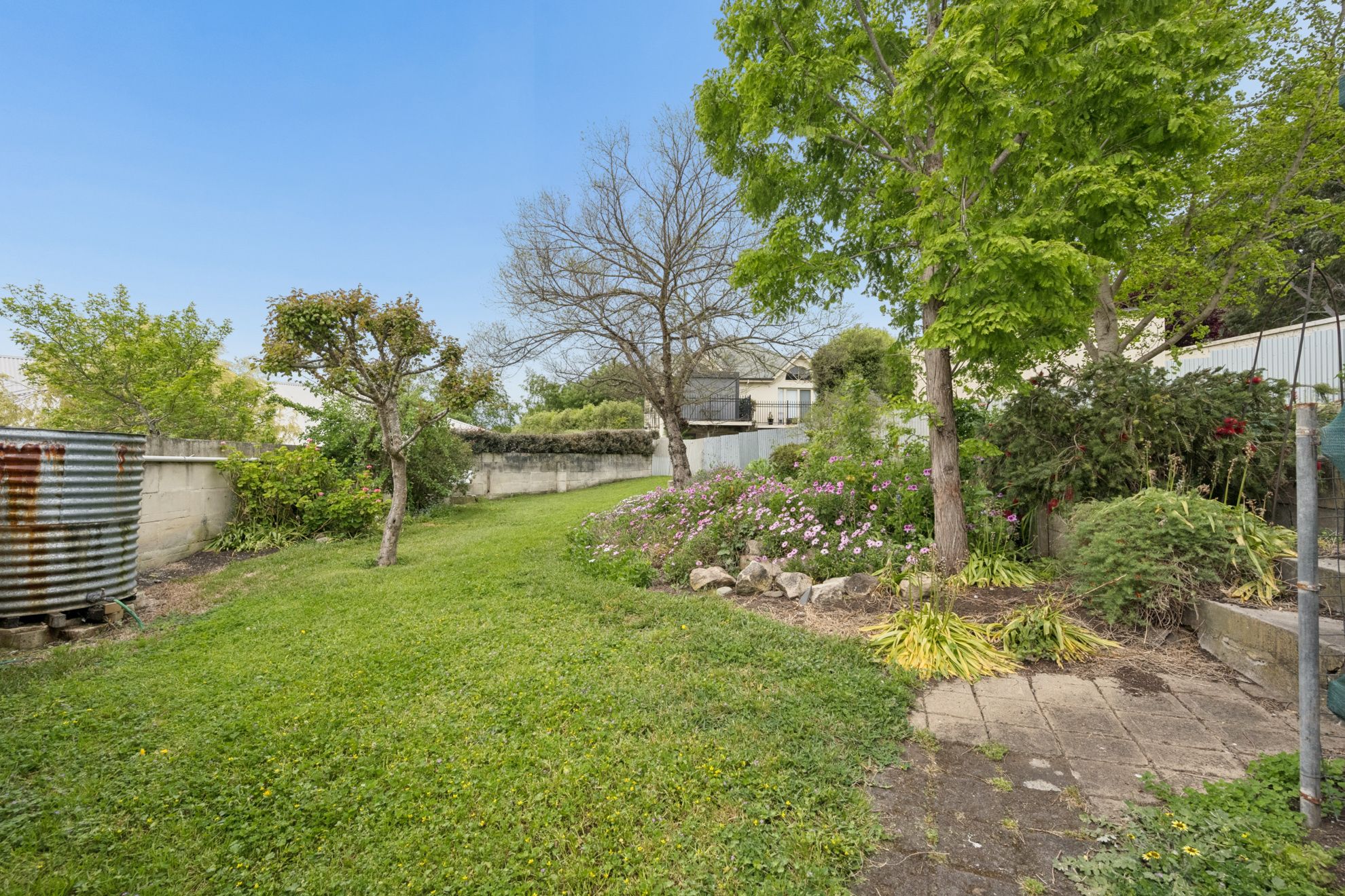 97 Bay Road — photo 11 of 16