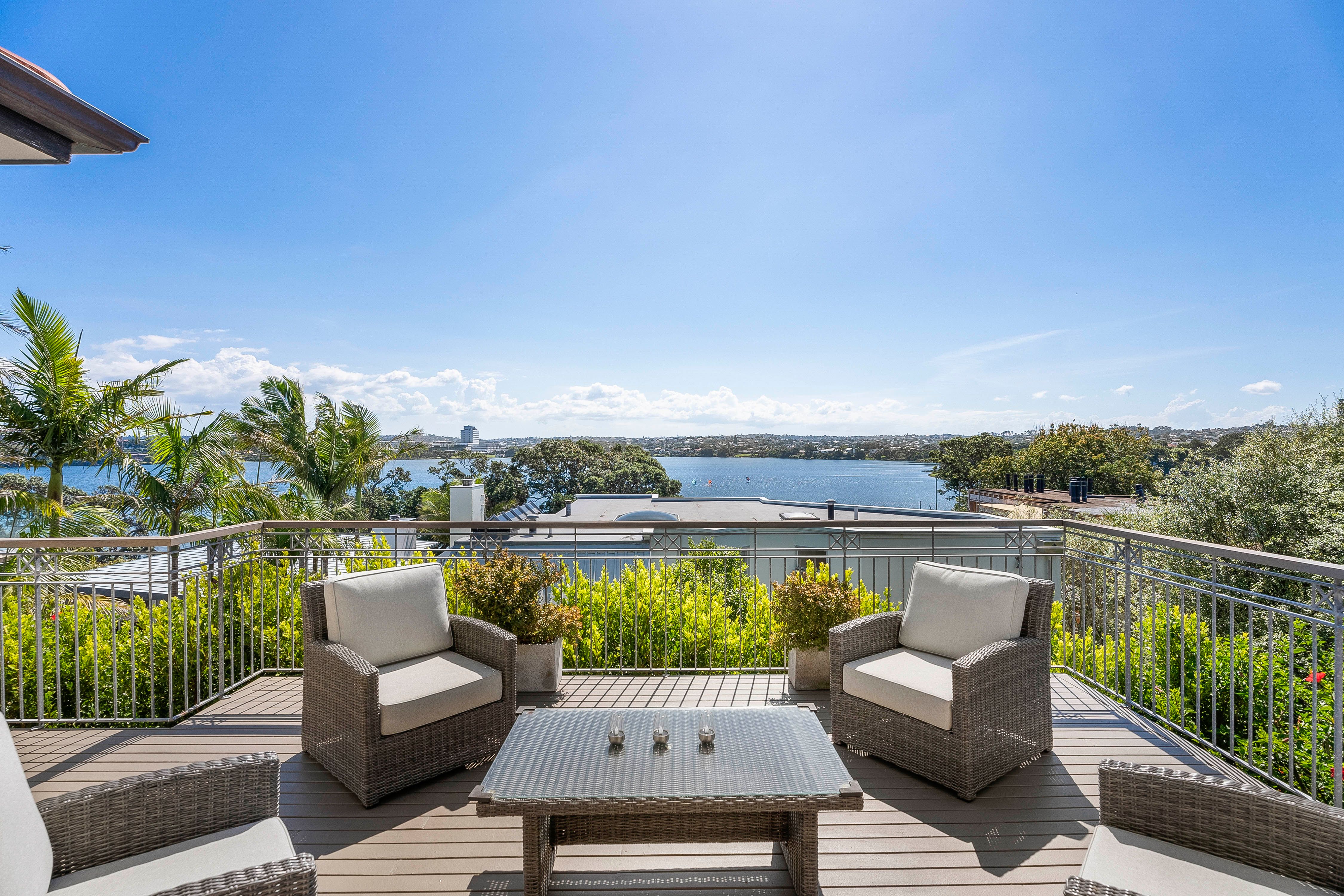 248A Hurstmere Road, Takapuna, North Shore City