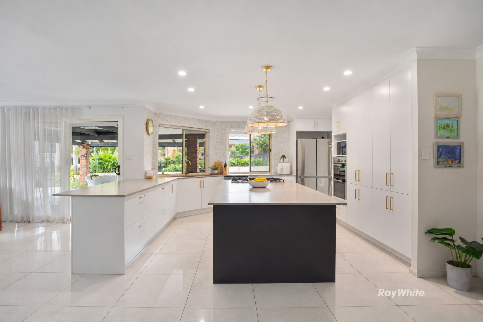 14 Nautilus Close — photo 3 of 26