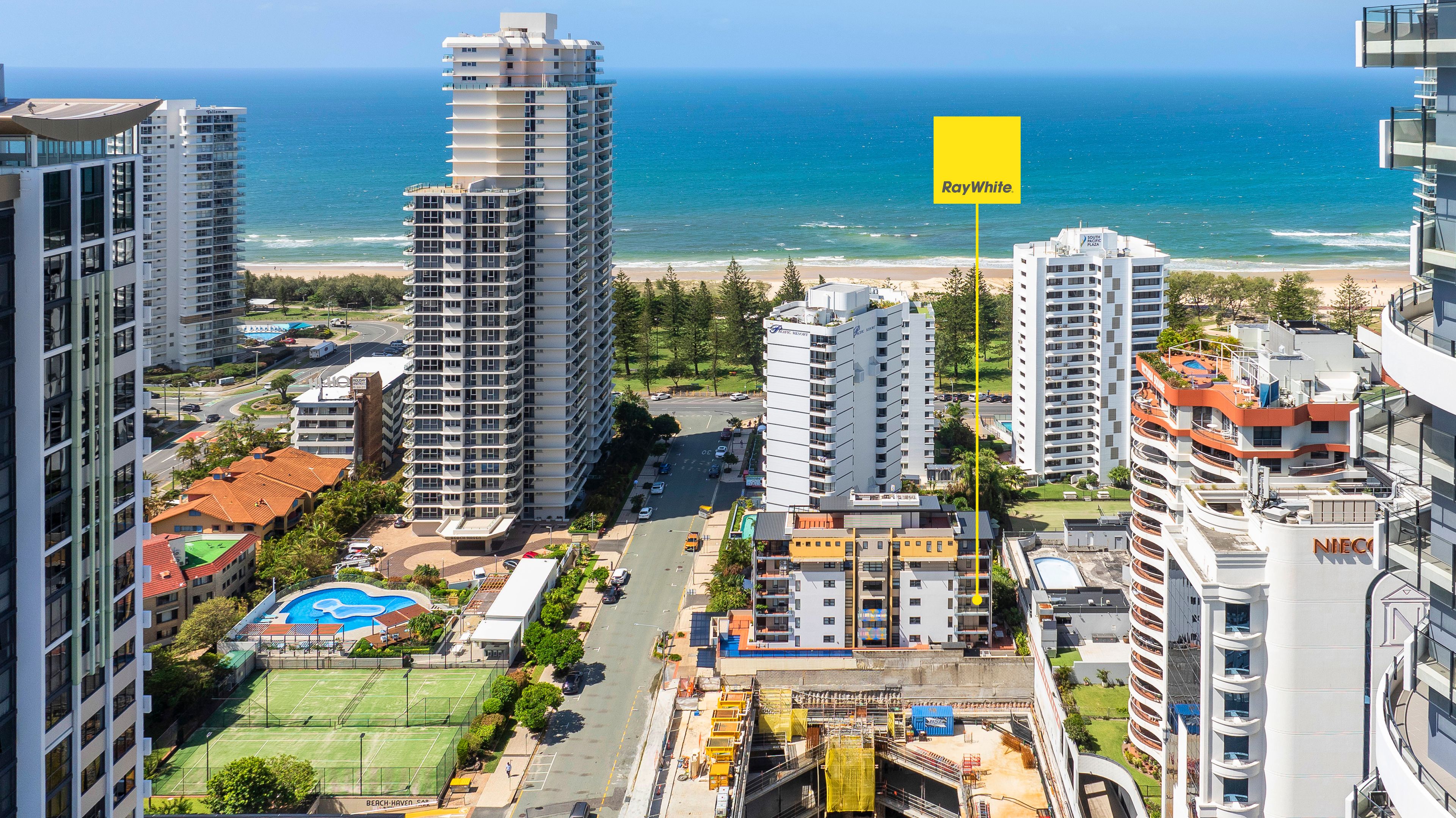 10 Albert Avenue, Broadbeach QLD 4218
