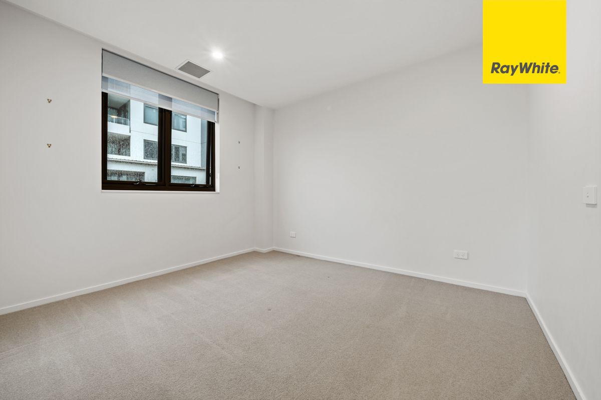 308/104 Northbourne Avenue — photo 8 of 13