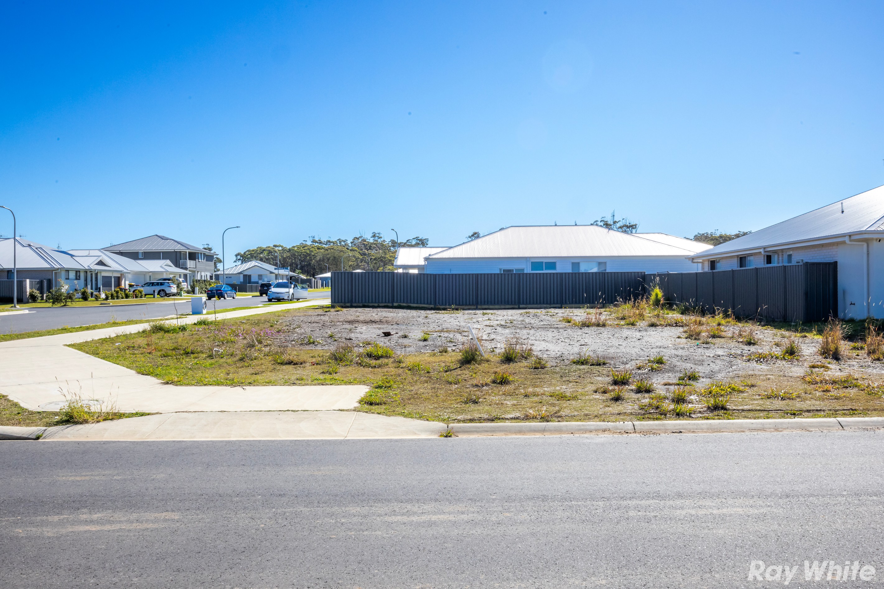 1 Freya Court, Old Bar, NSW 2430