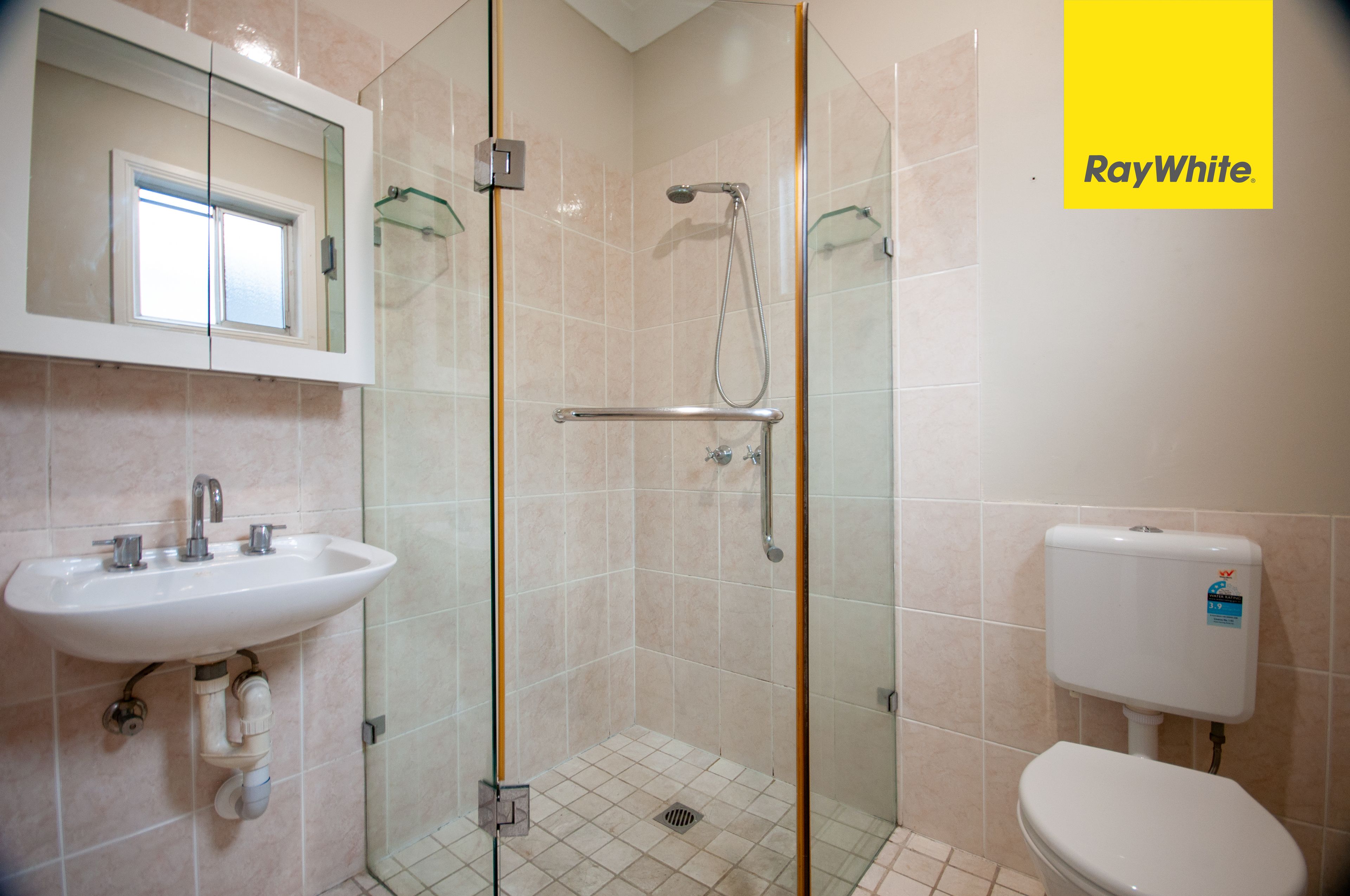 44 Linthorne Street — photo 7 of 12