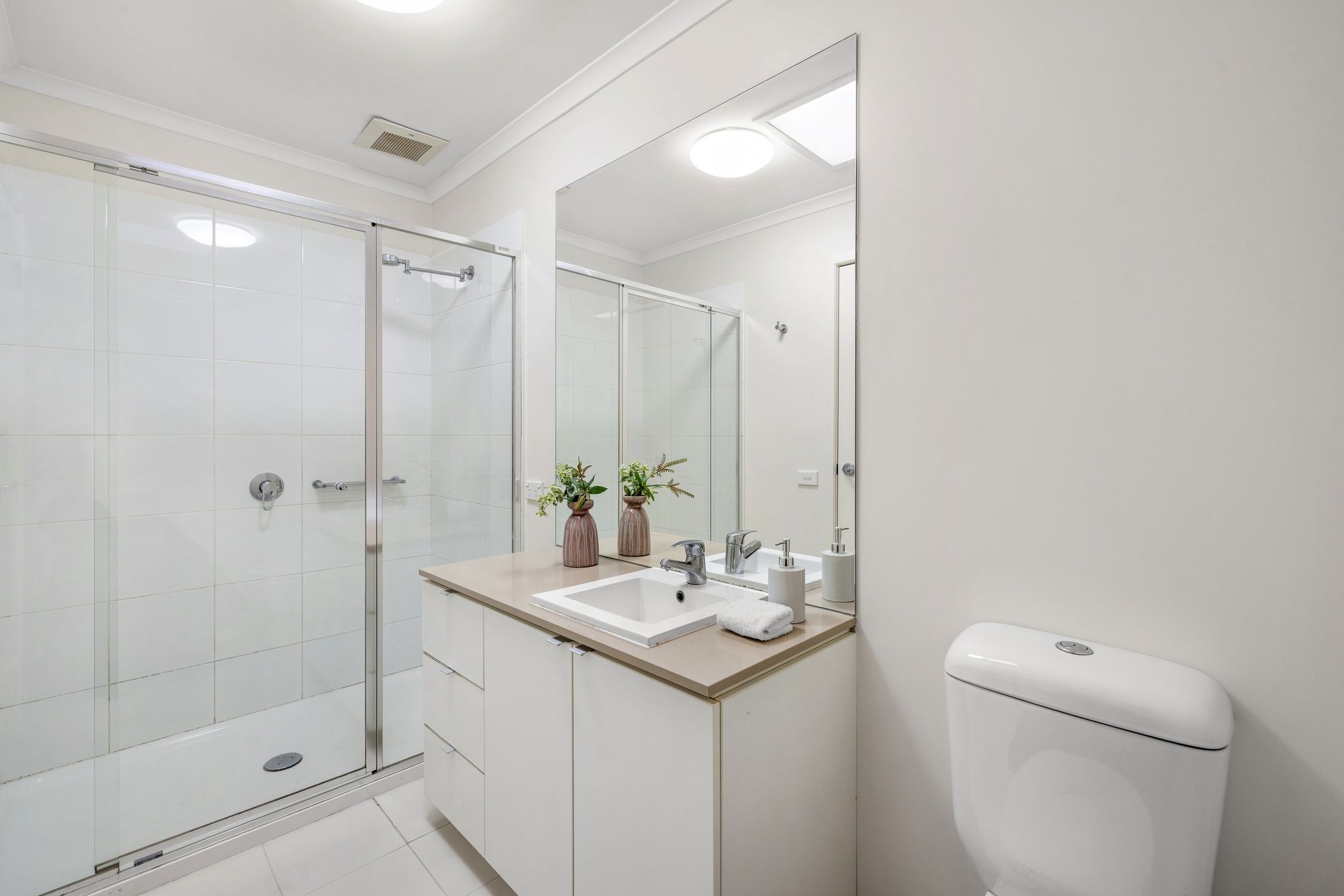 9 Newport Drive — photo 15 of 20