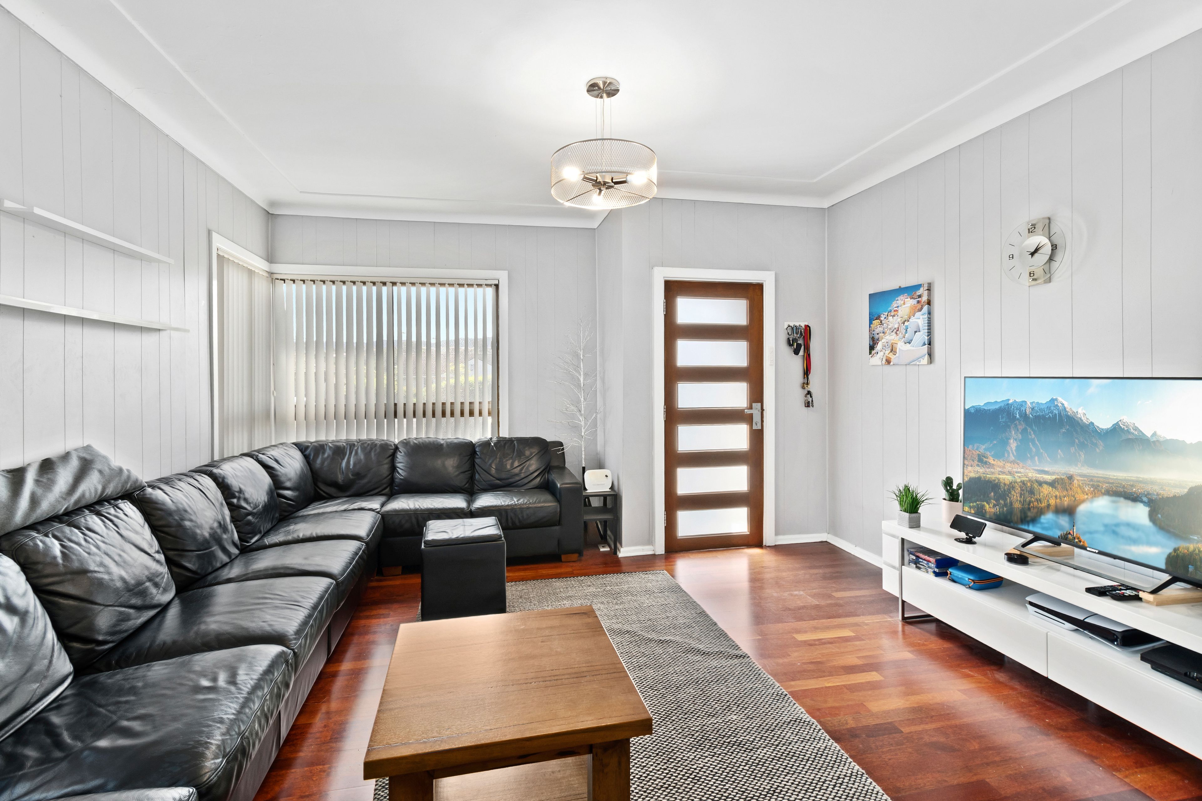 37 Farmborough Road, Unanderra, NSW 2526