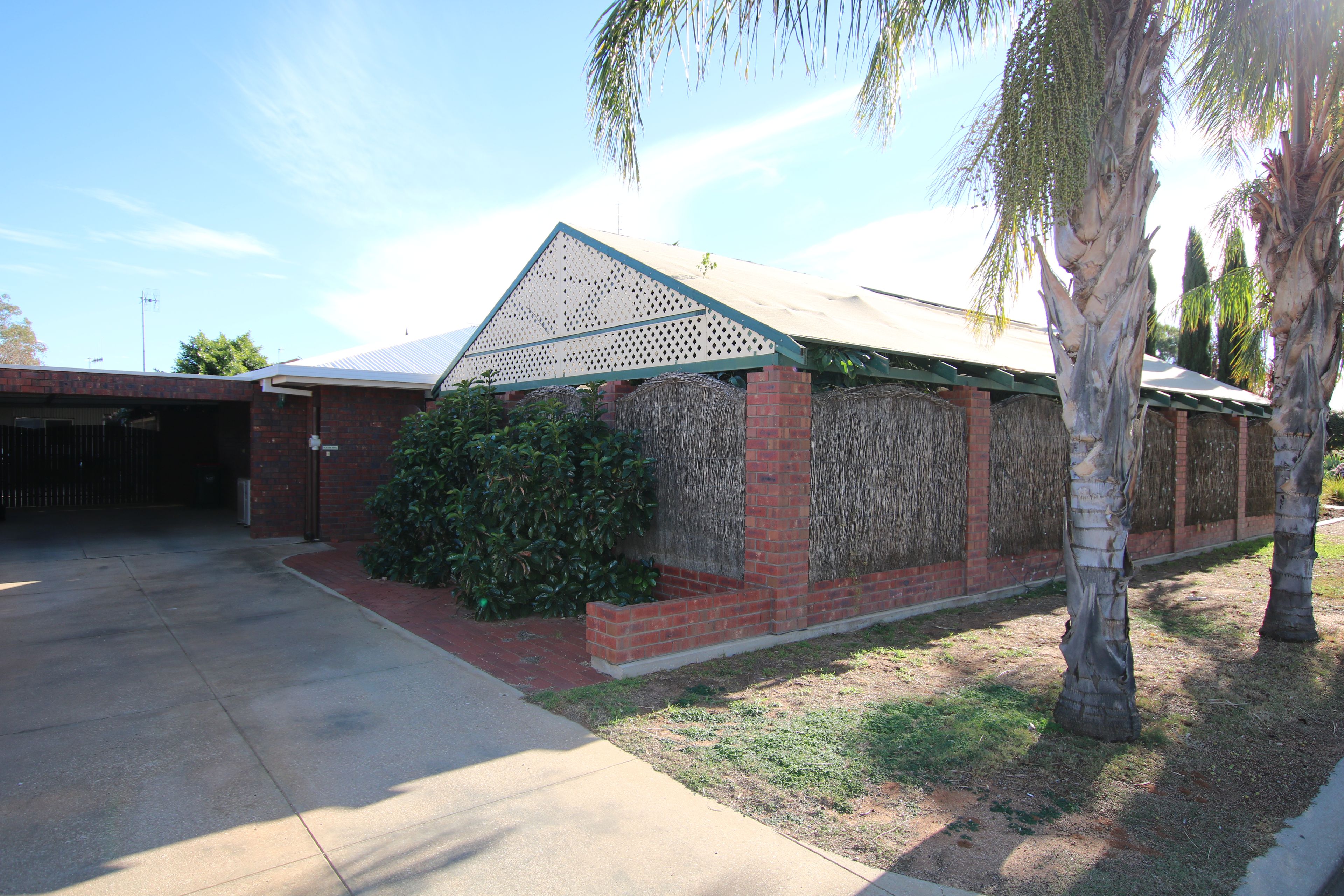 1 Pfitzner Crescent, Loxton, SA 5333