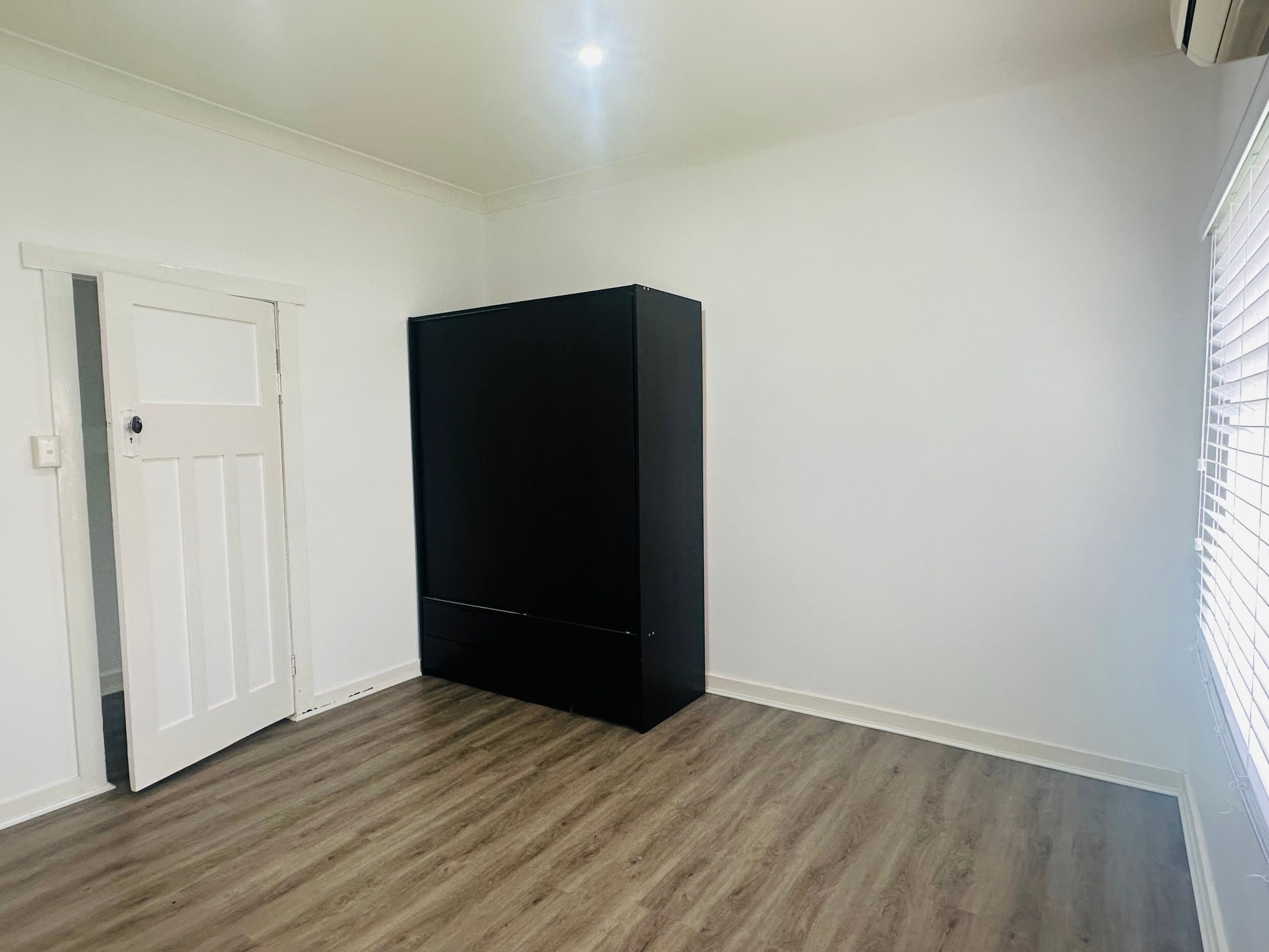 40 Colches Street — photo 7 of 14